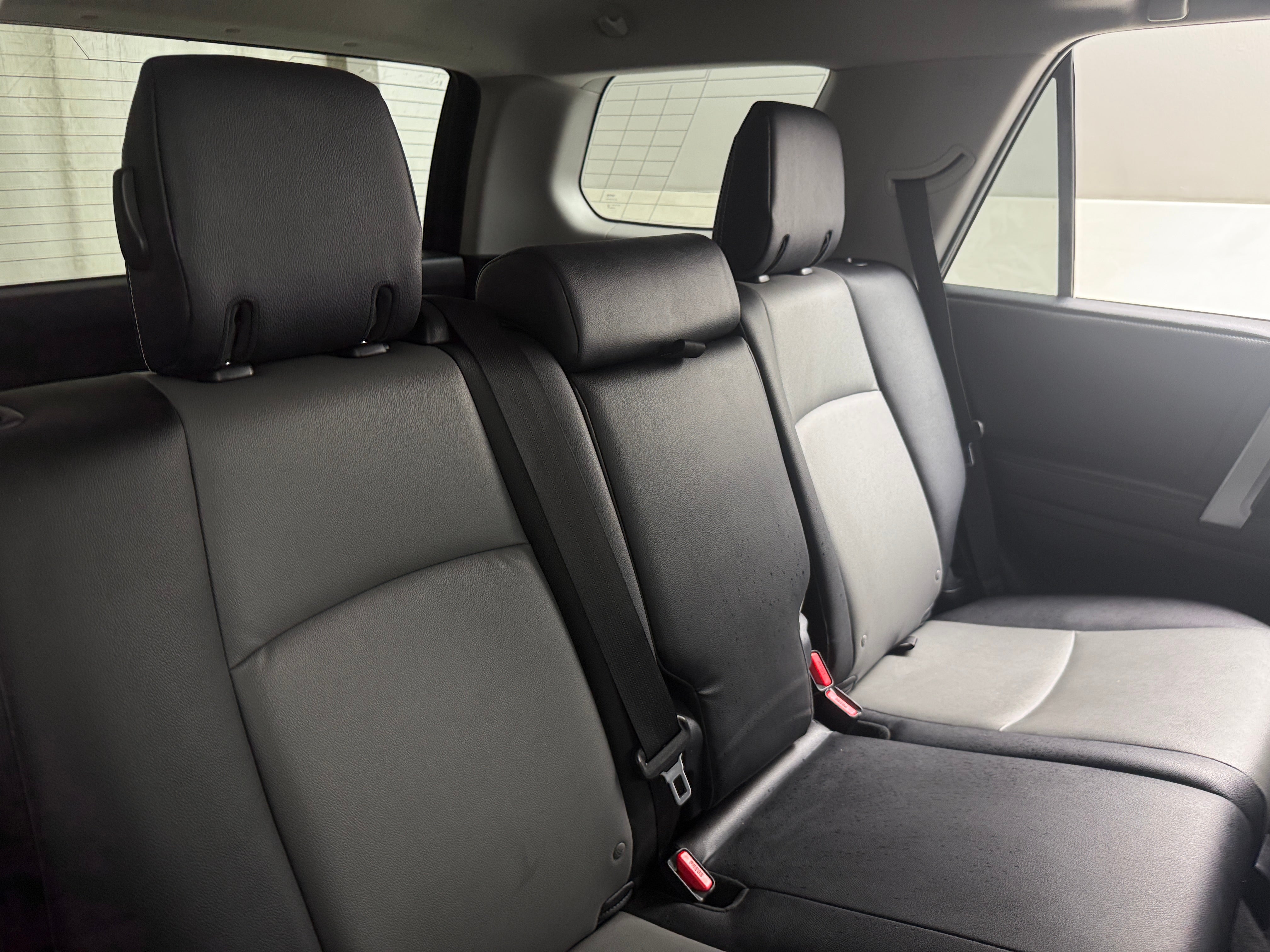 2023 Toyota 4Runner SR5 Premium - Photo 2