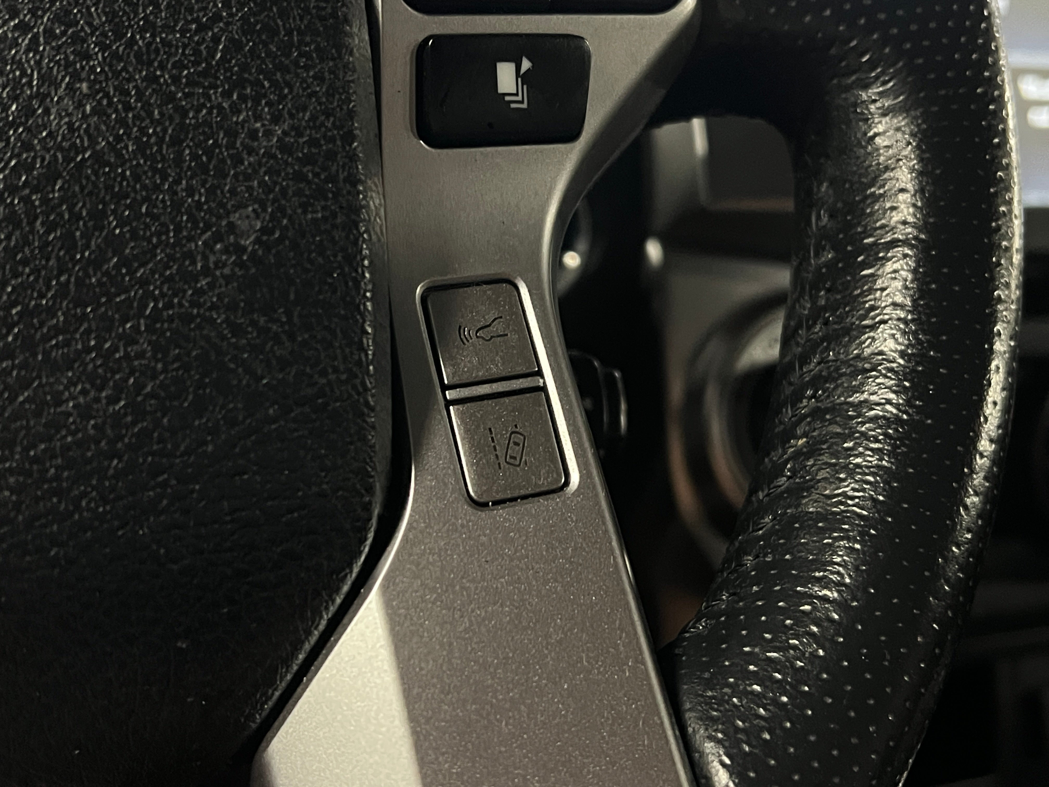 2023 Toyota 4Runner SR5 Premium - Photo 11
