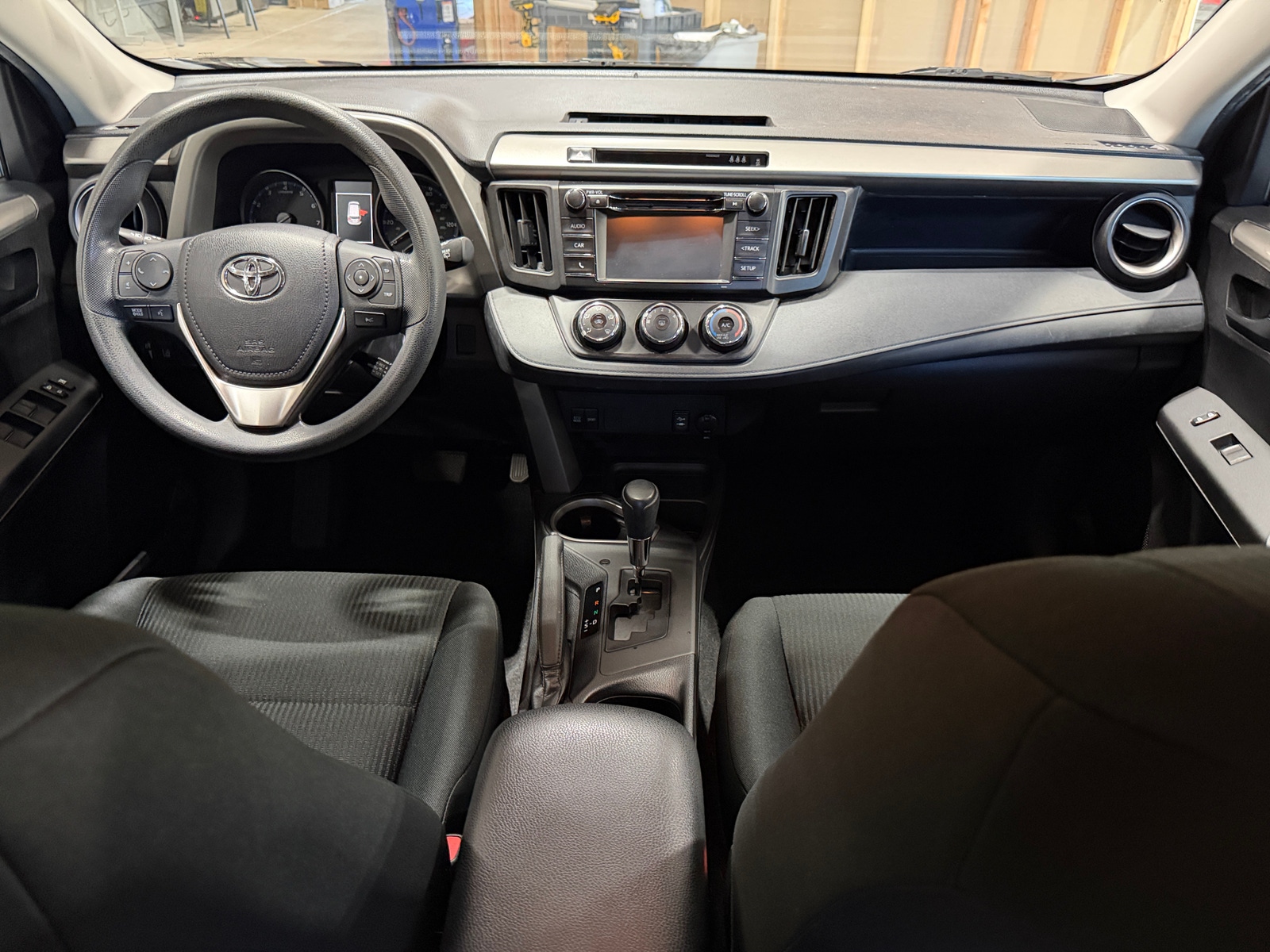 Thumbnail: 2017 Toyota RAV4 - 3