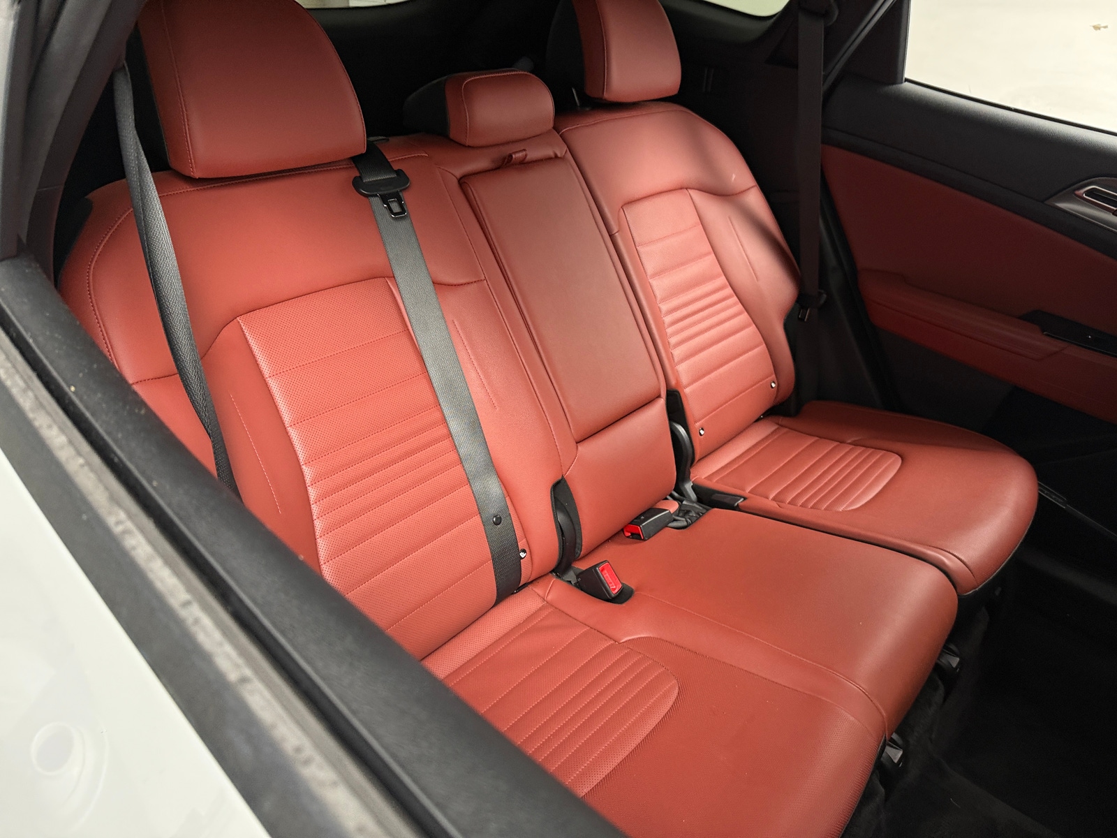 Thumbnail: 2023 Kia Sportage - 5