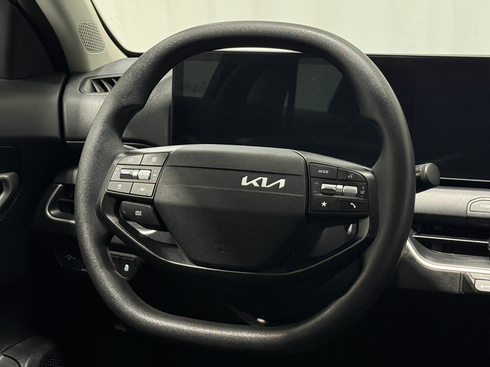Thumbnail: 2025 Kia K4 - 5