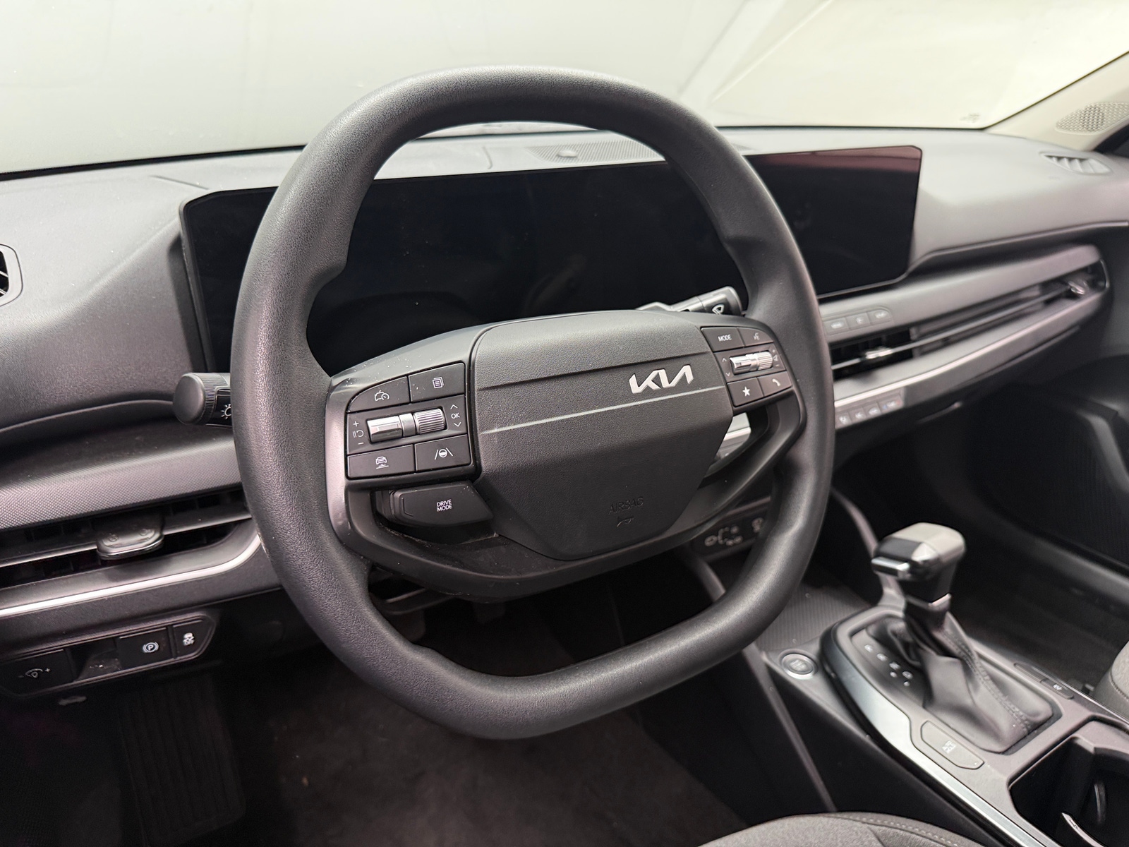 Thumbnail: 2025 Kia K4 - 5