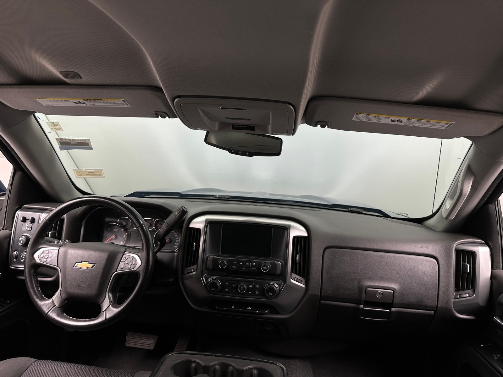 Thumbnail: 2019 Chevrolet Silverado 1500 - 3