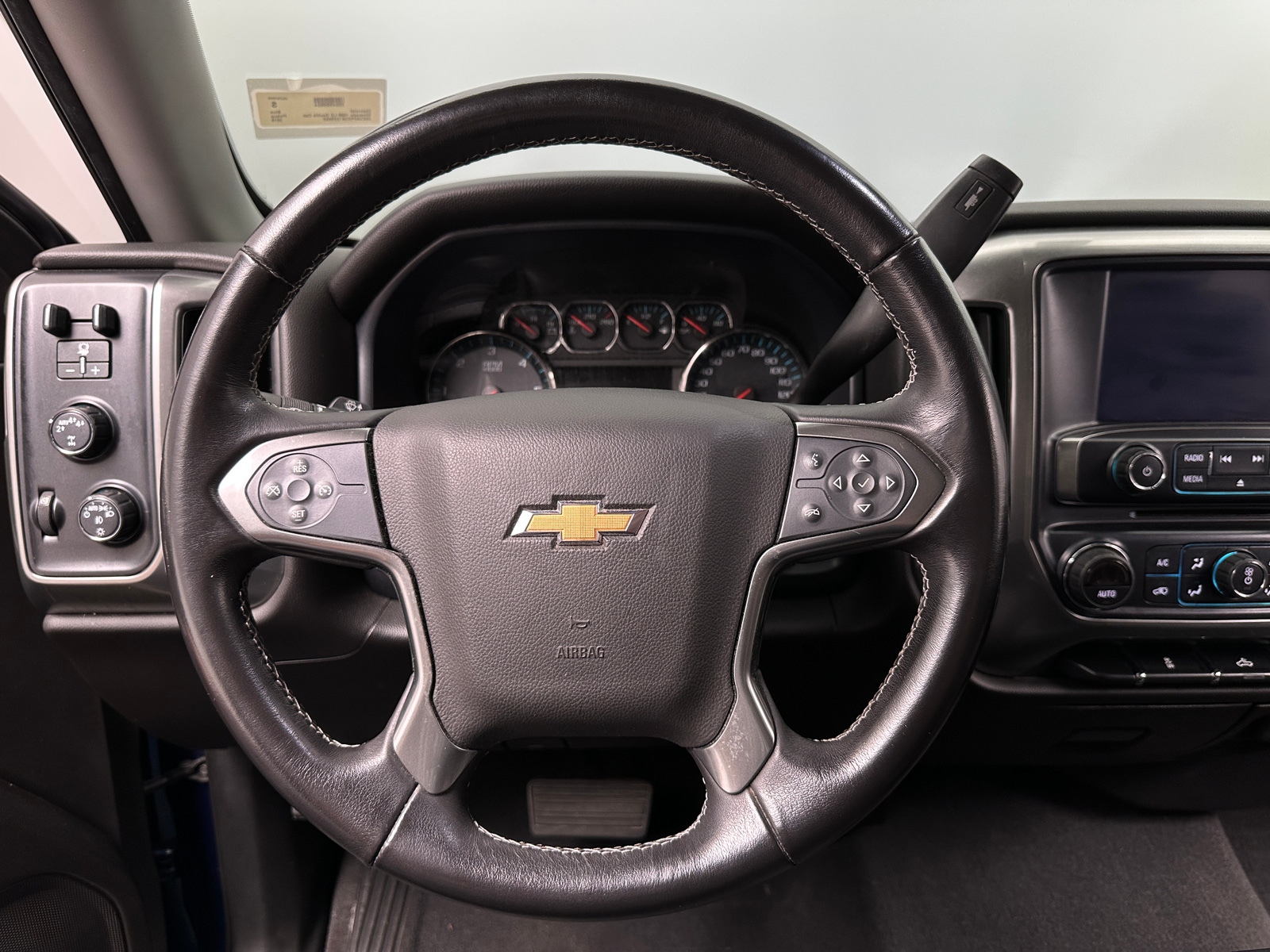 Thumbnail: 2019 Chevrolet Silverado 1500 - 5