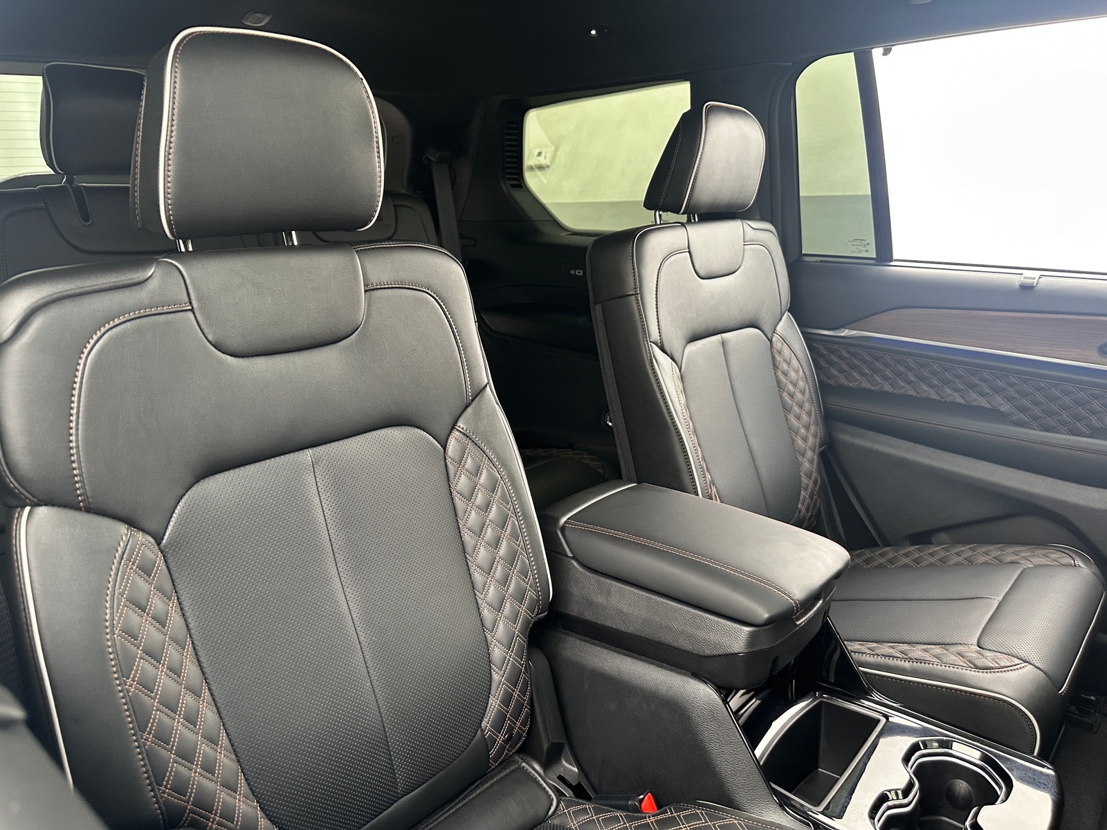 Thumbnail: 2025 Jeep Grand Cherokee L - 5