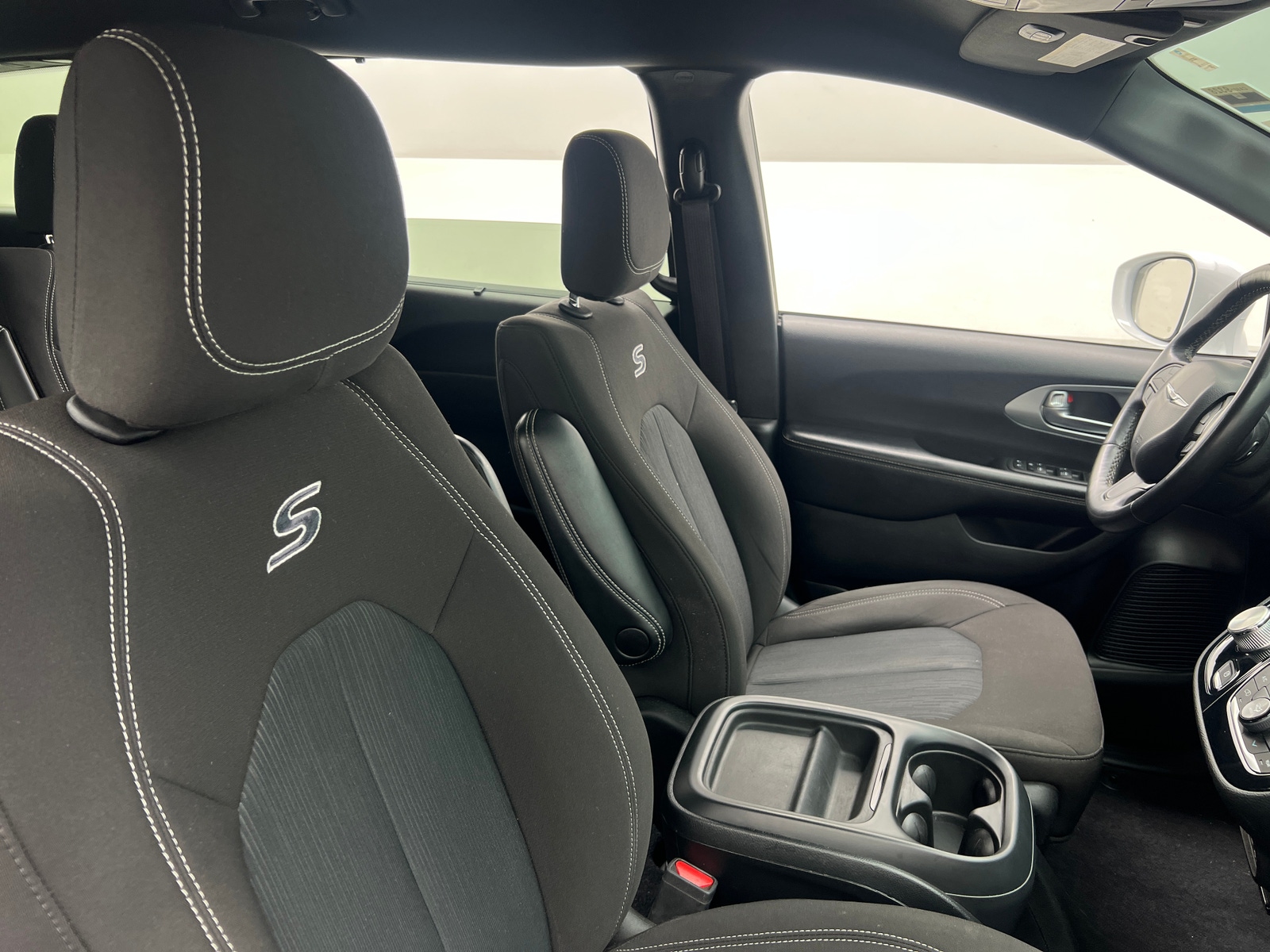 Thumbnail: 2021 Chrysler Pacifica - 2