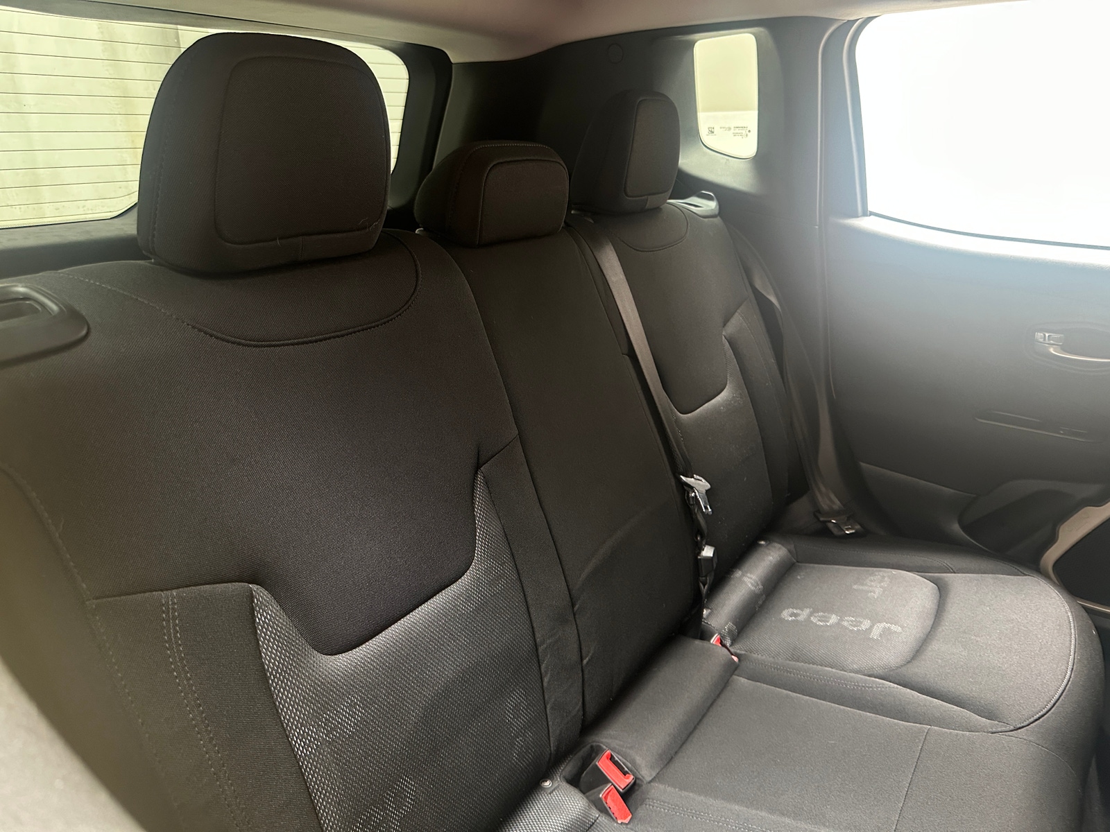 Thumbnail: 2017 Jeep Renegade - 6