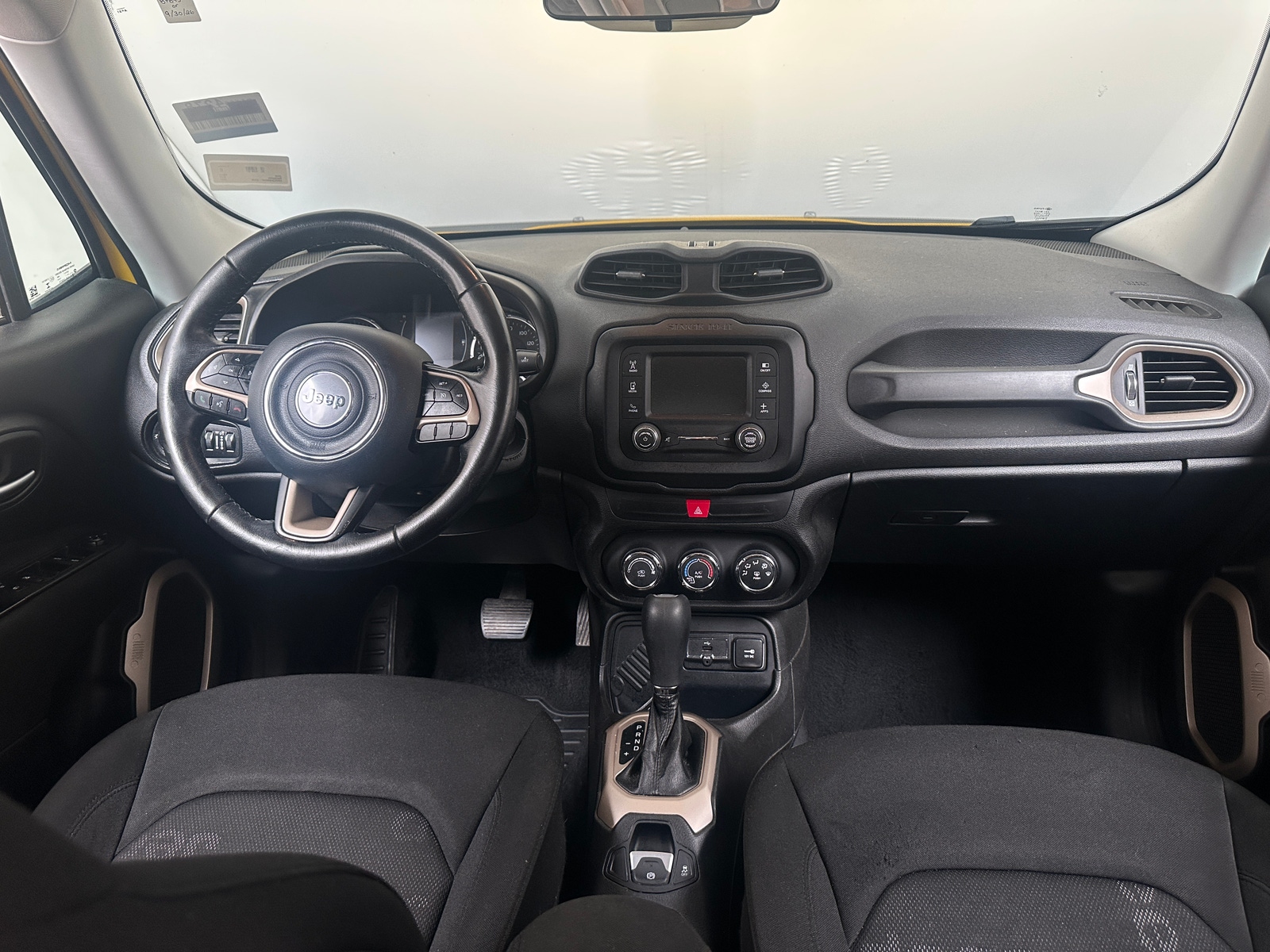 Thumbnail: 2017 Jeep Renegade - 3