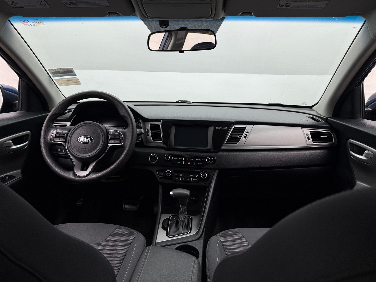 Thumbnail: 2019 Kia Niro - 3