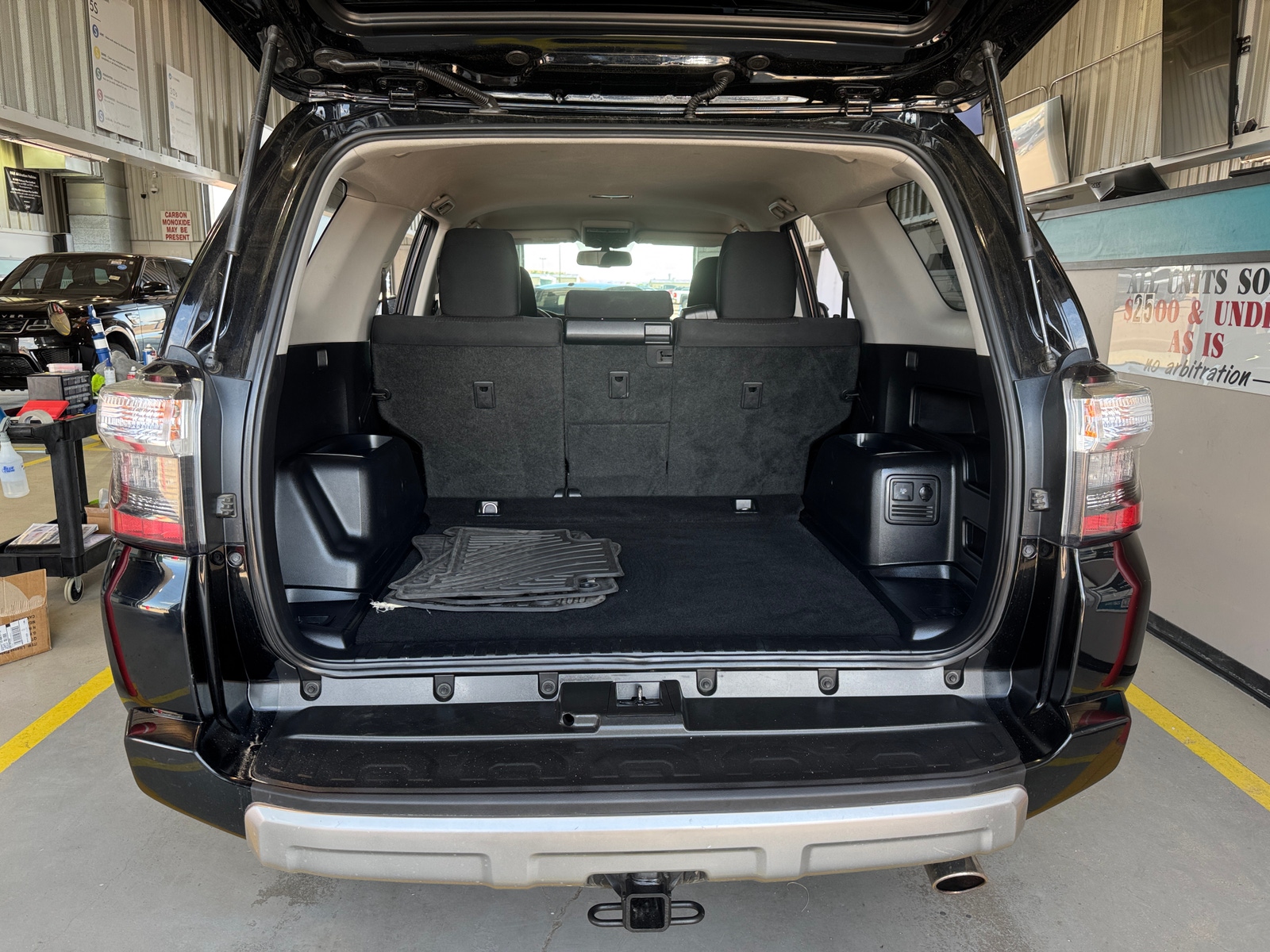 Thumbnail: 2016 Toyota 4Runner - 7