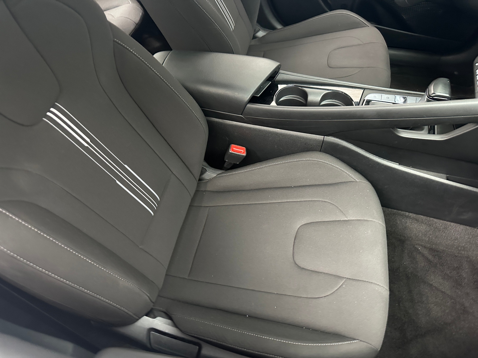 Thumbnail: 2024 Hyundai Elantra - 2