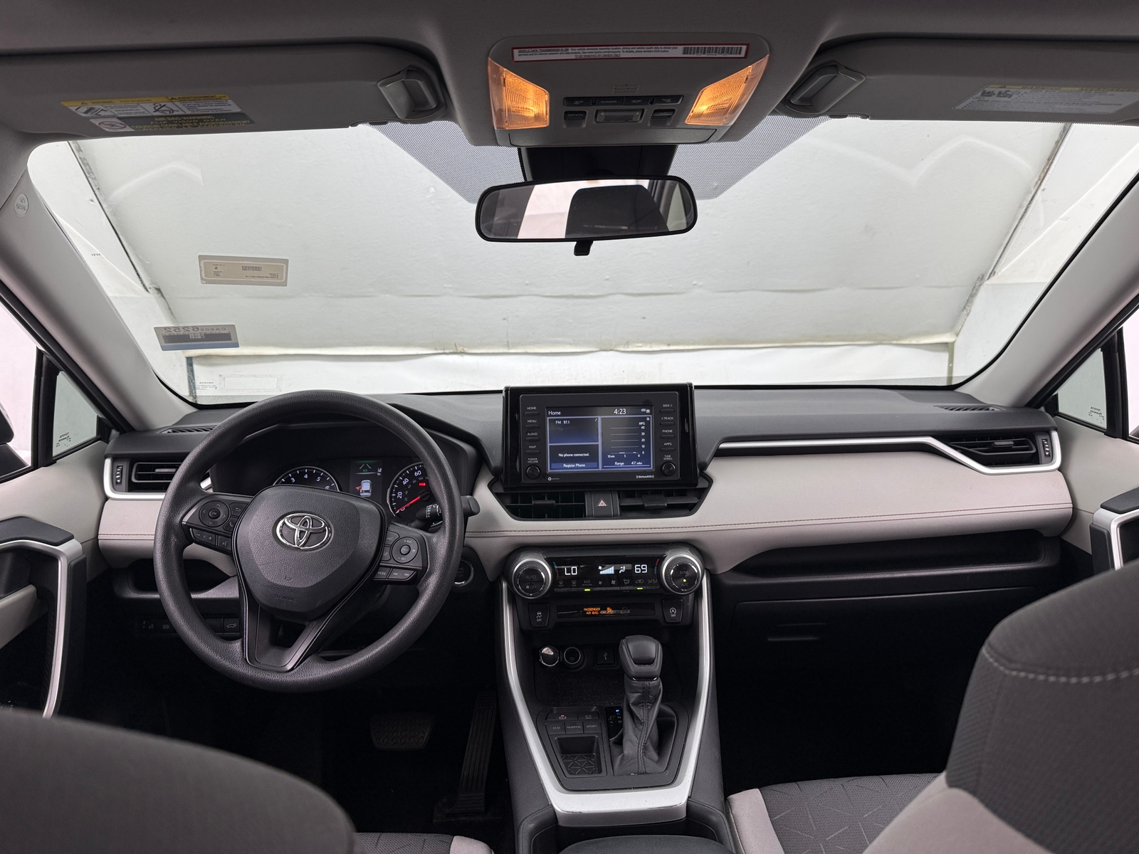 Thumbnail: 2021 Toyota RAV4 - 3