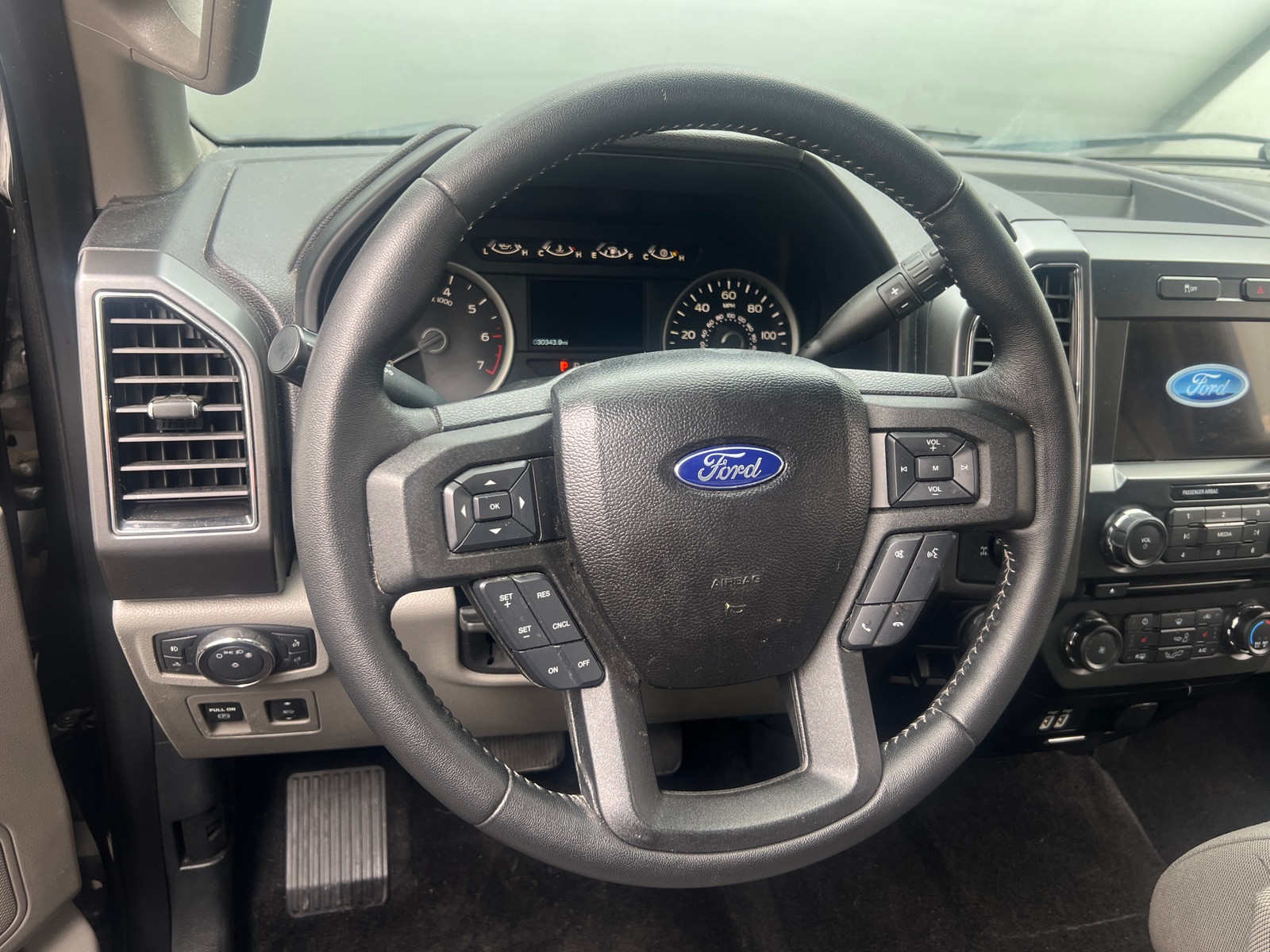 Thumbnail: 2018 Ford Econoline - 5