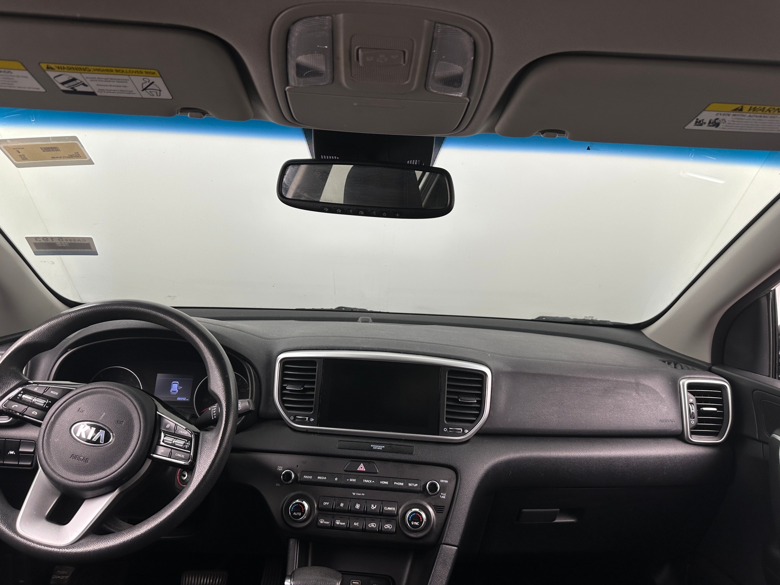 Thumbnail: 2020 Kia Sportage - 3