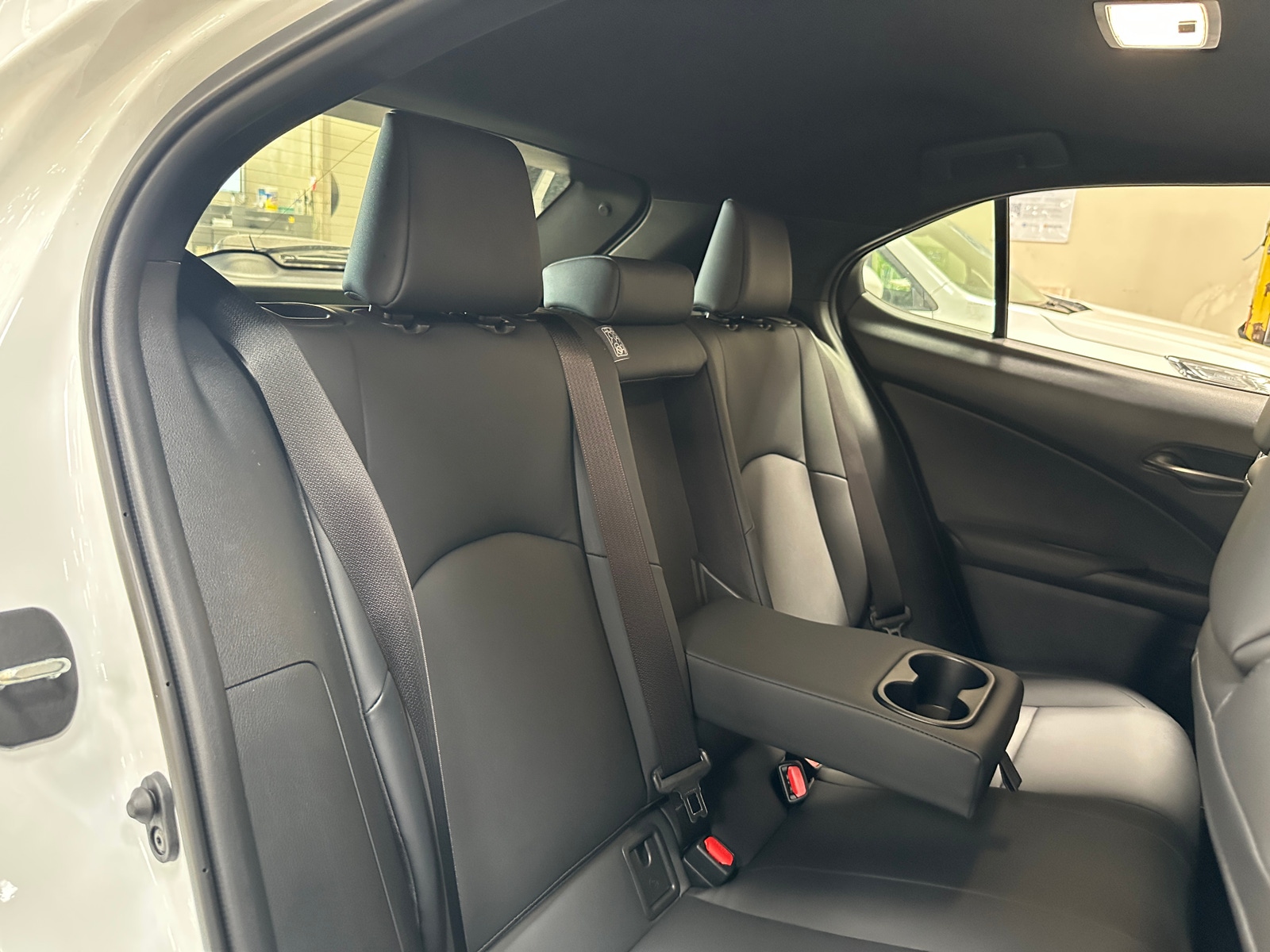 Thumbnail: 2023 Lexus UX - 5