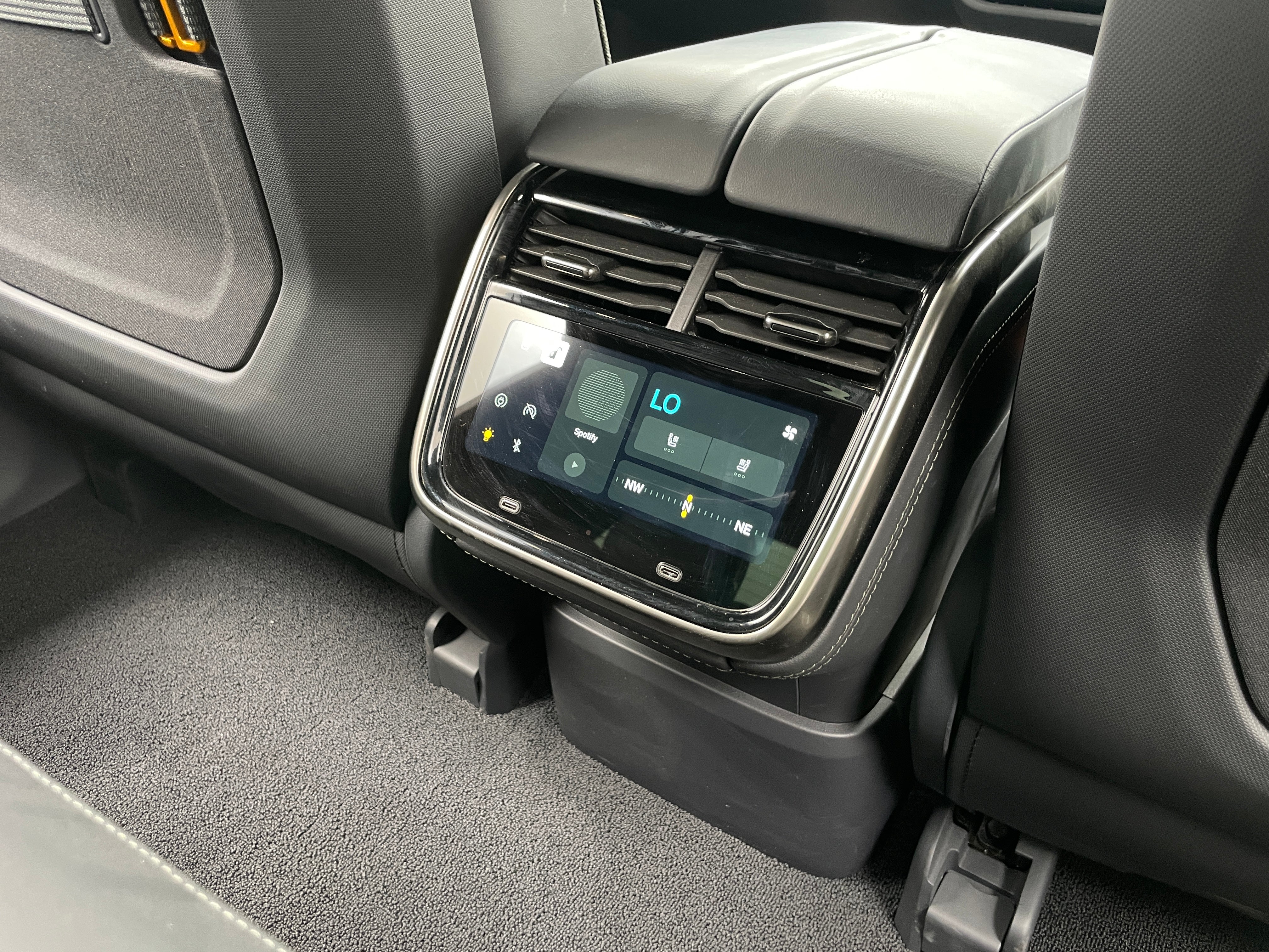 Used 2022 Rivian R1T Adventure with VIN 7FCTGAAA6NN014575 for sale in Oak Creek, WI