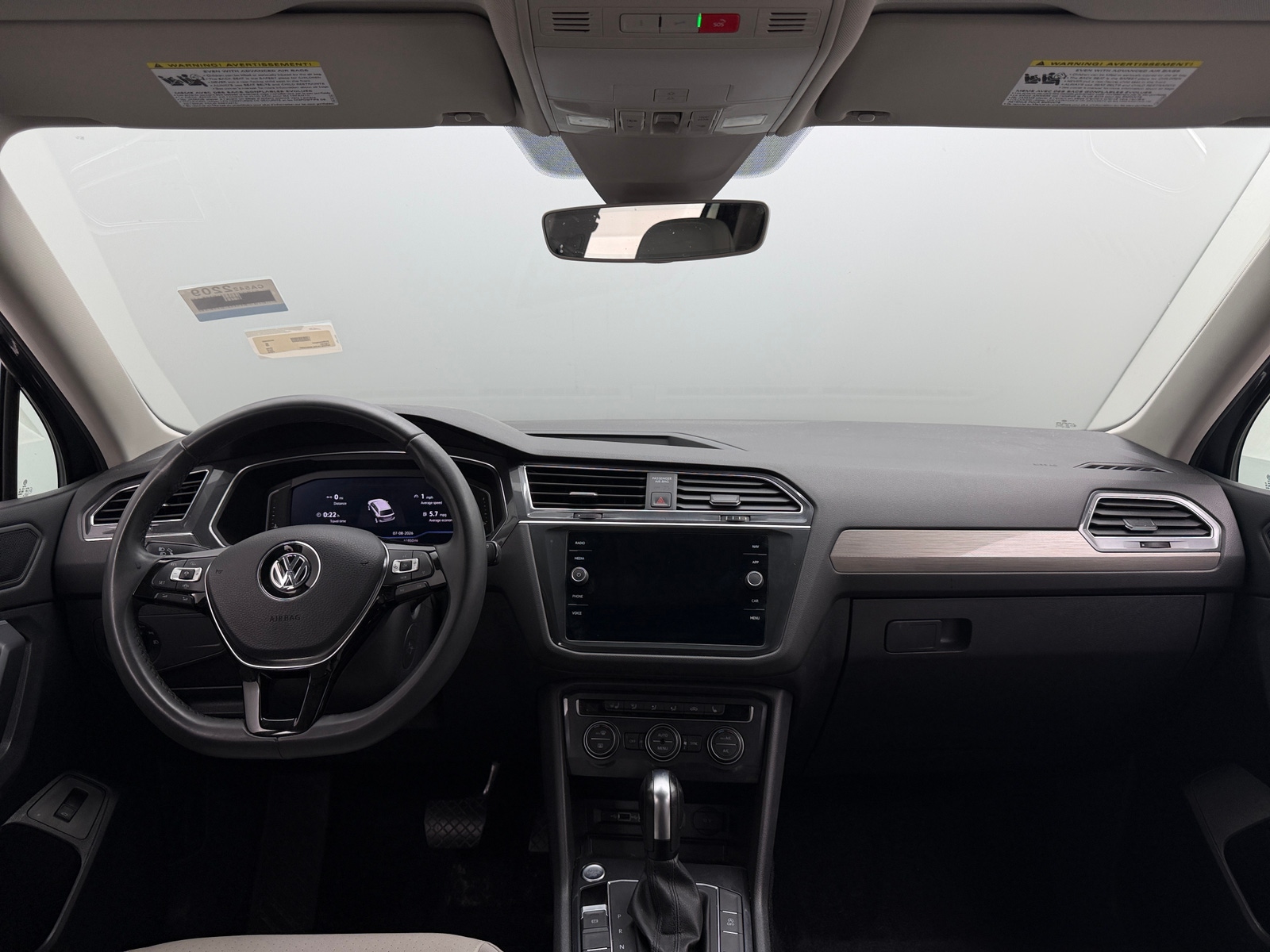 Thumbnail: 2020 Volkswagen Tiguan - 2