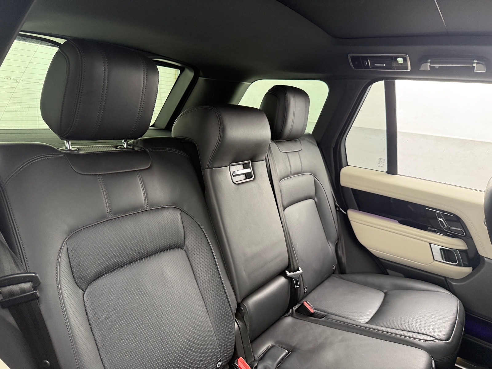 Thumbnail: 2021 Land Rover Range Rover - 5