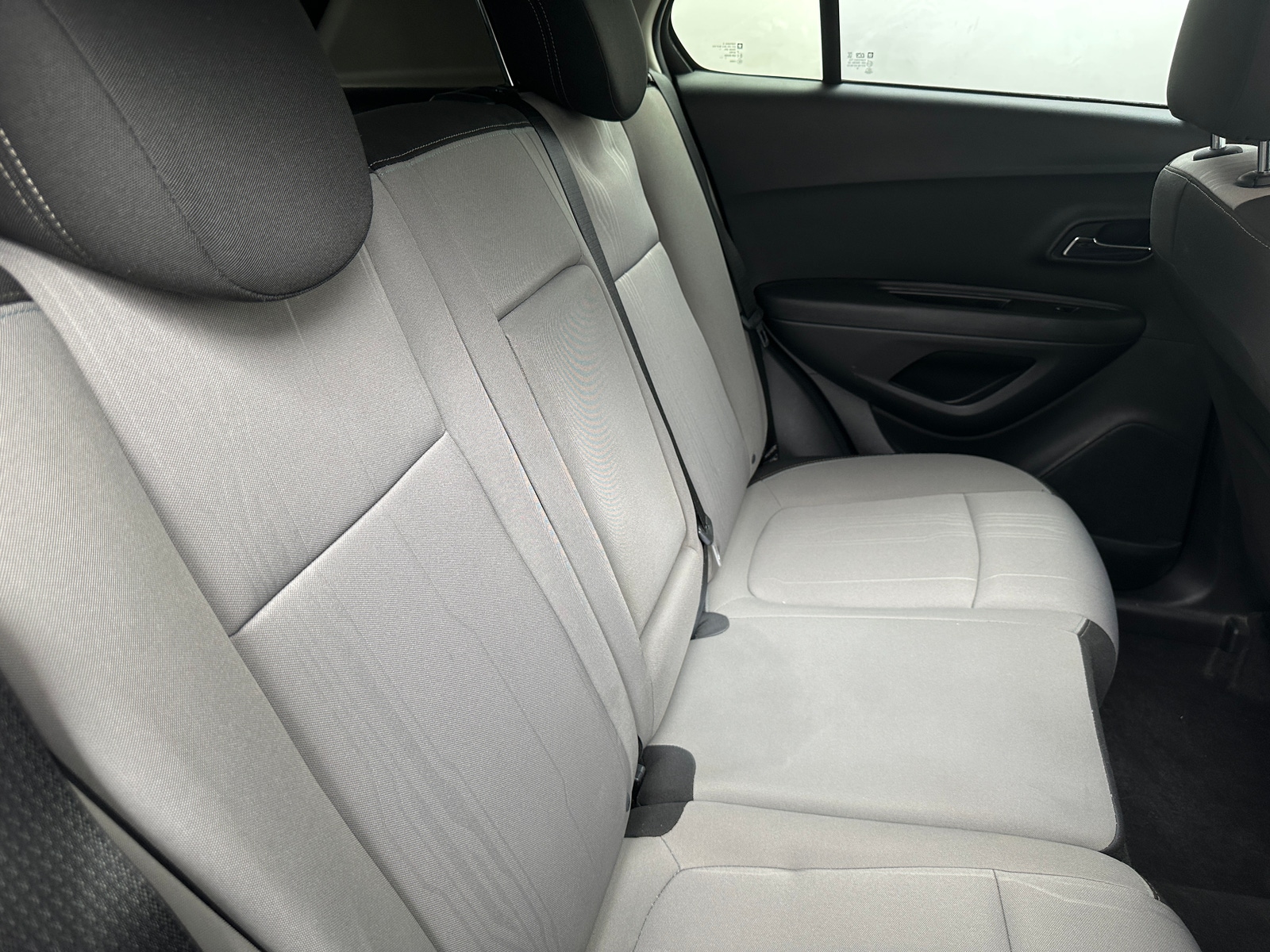 Thumbnail: 2015 Chevrolet Trax - 6