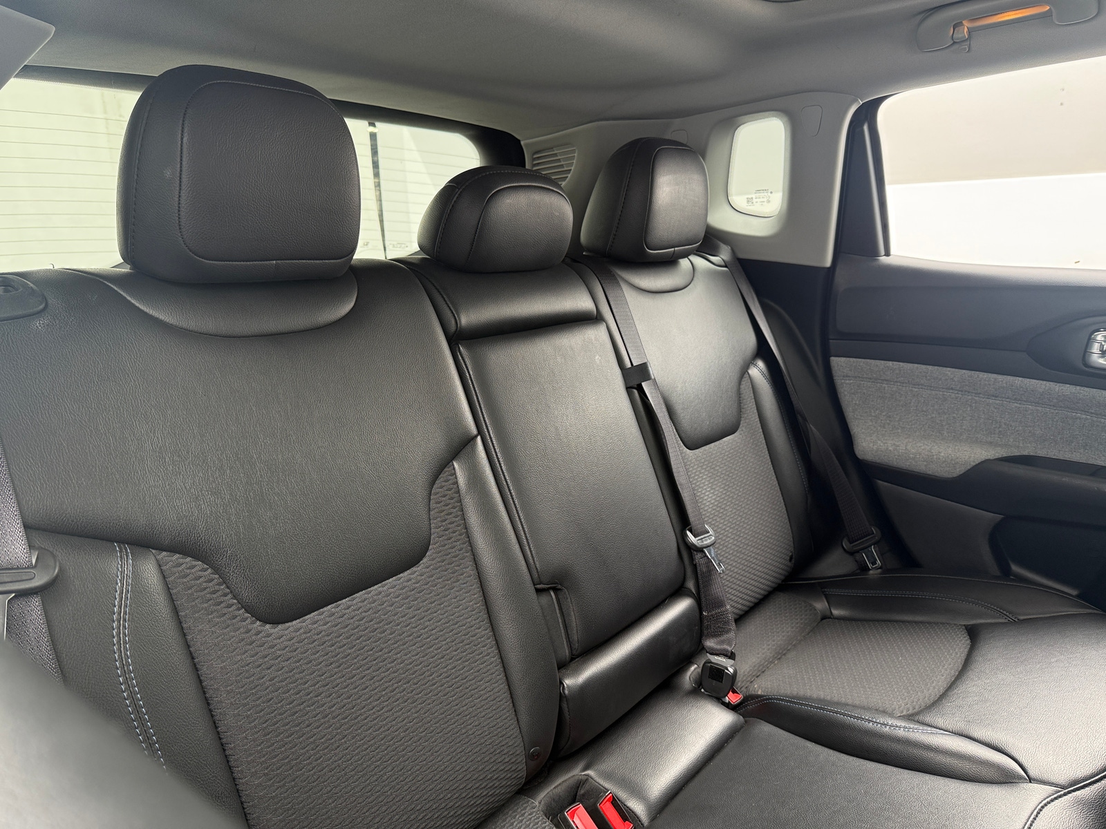 Thumbnail: 2022 Jeep Compass - 6