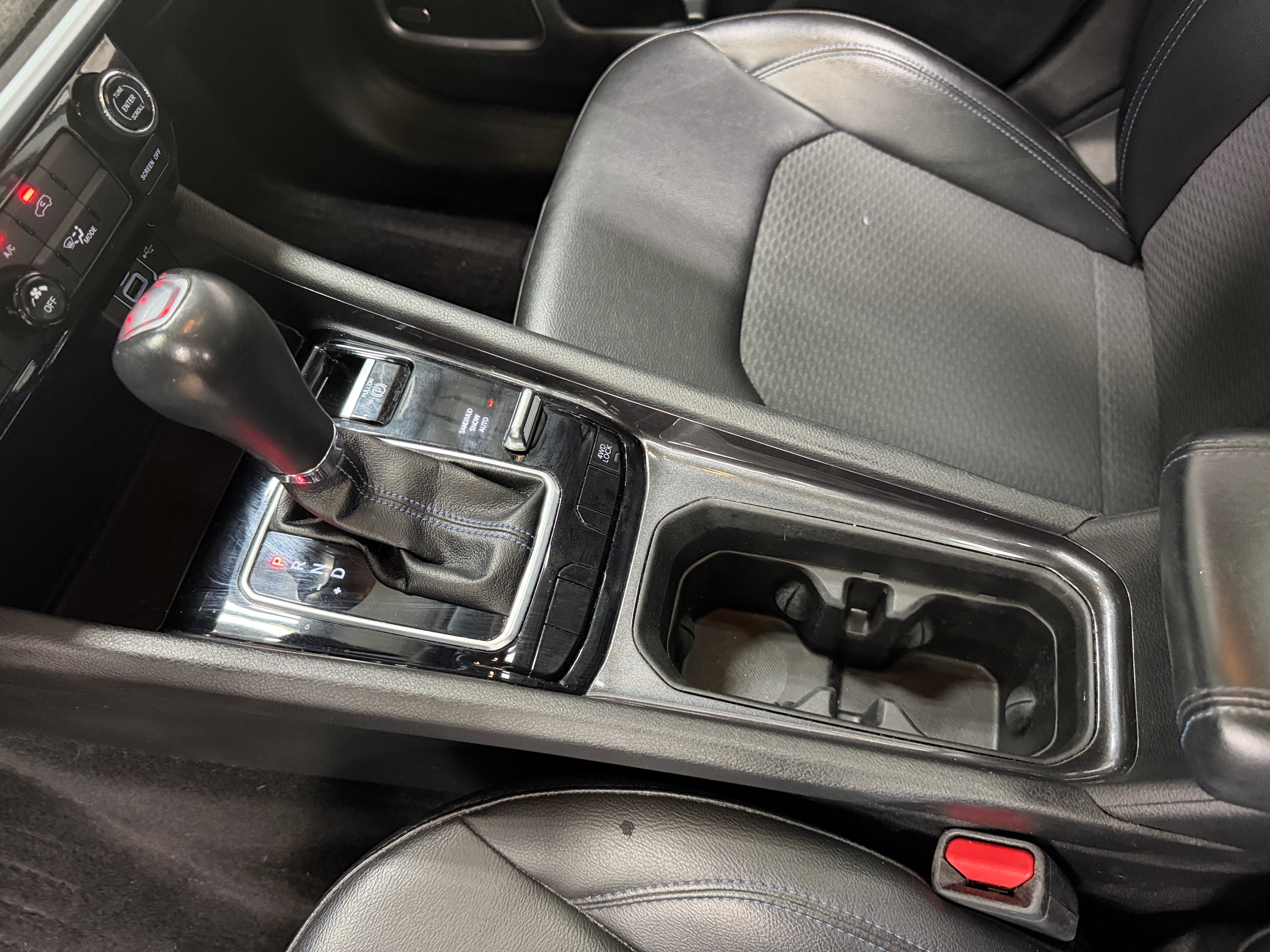 2022 Jeep Compass Latitude - Photo 8