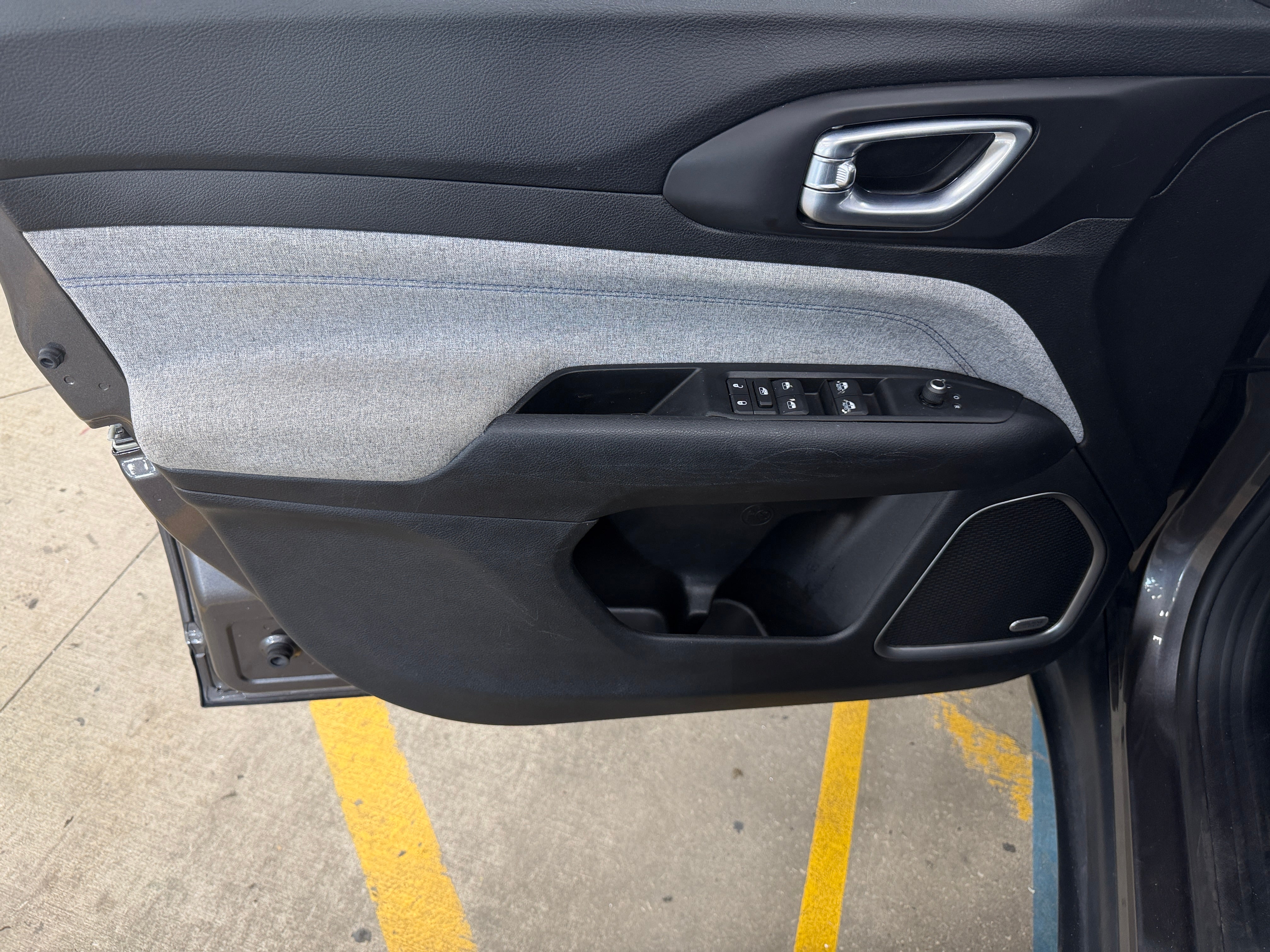 2022 Jeep Compass Latitude - Photo 4