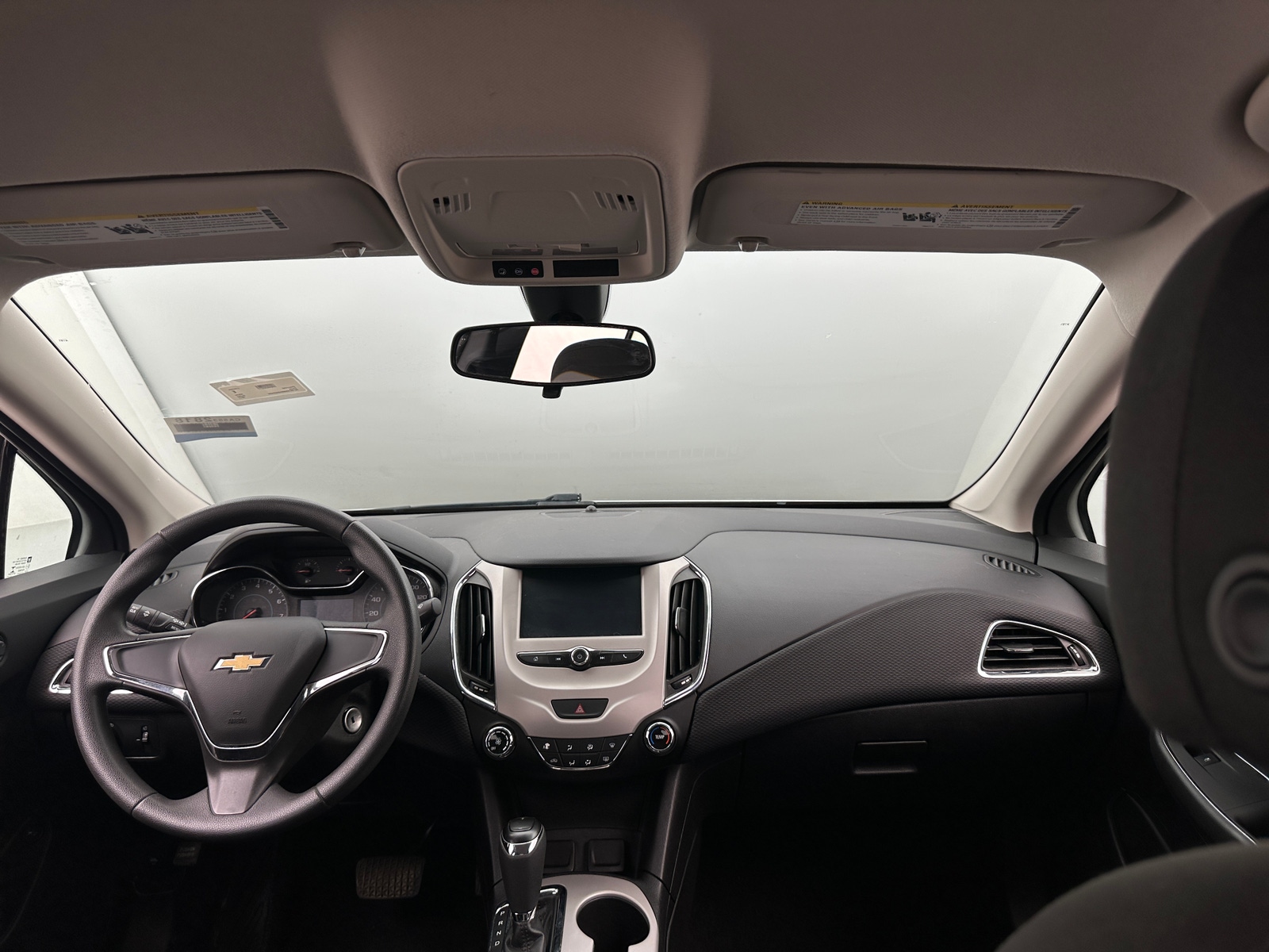 Thumbnail: 2017 Chevrolet Cruze - 3