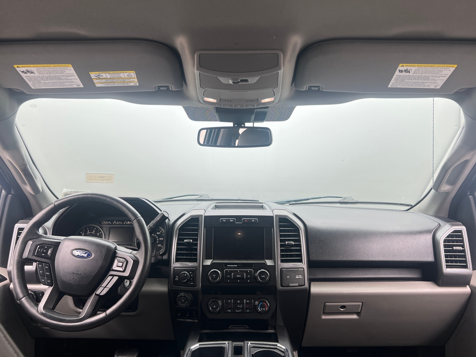 Thumbnail: 2019 Ford Econoline - 3