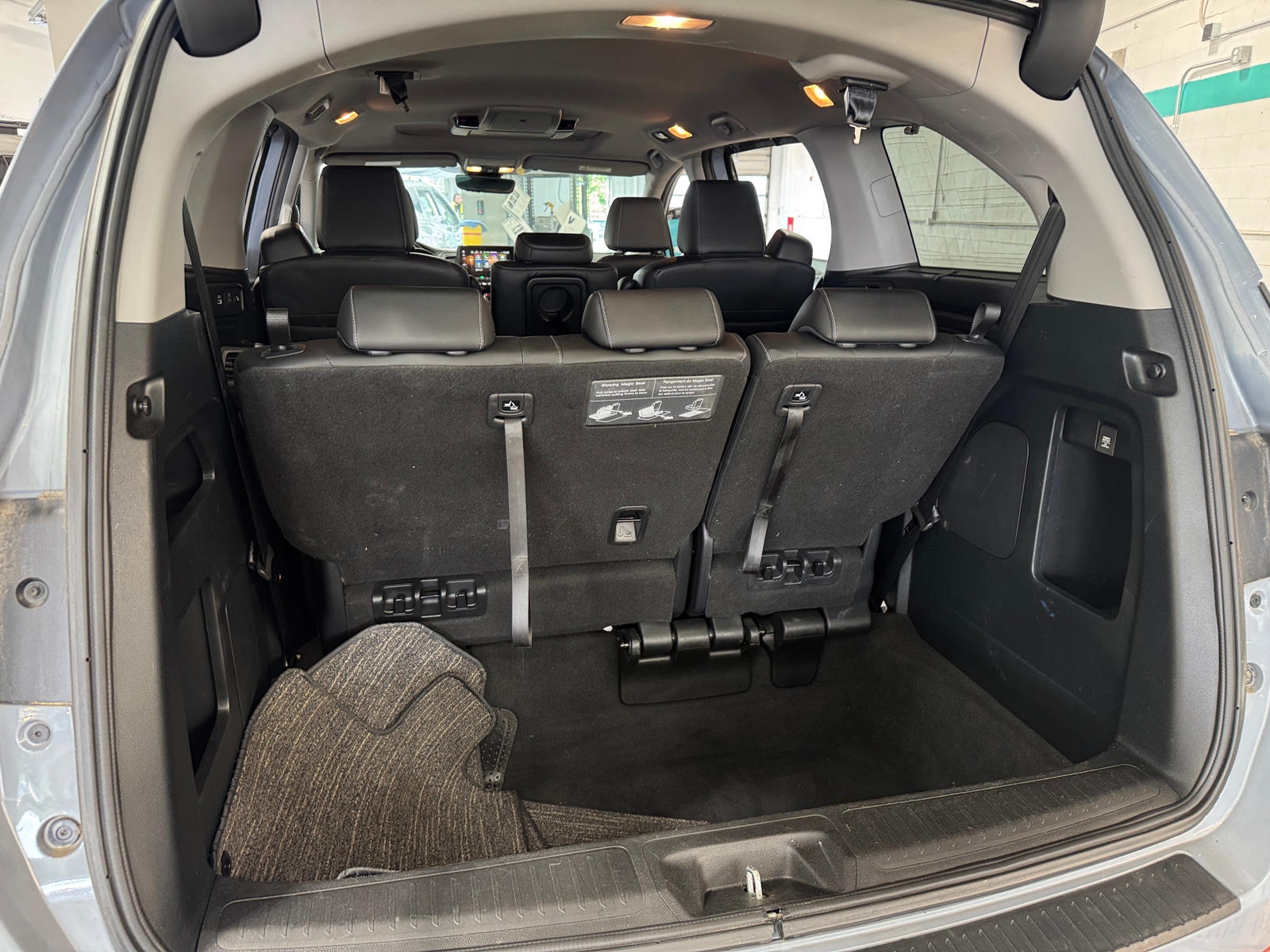Thumbnail: 2023 Honda Odyssey - 6