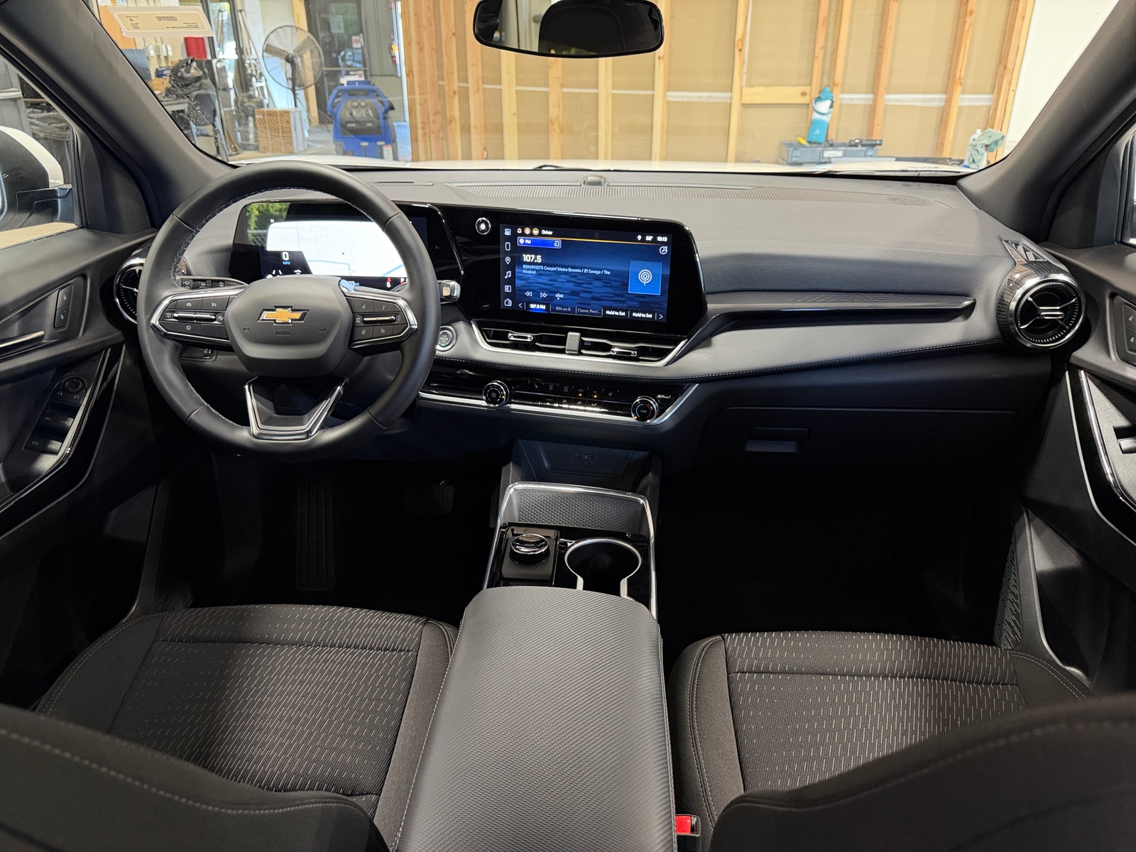 Thumbnail: 2026 Chevrolet Equinox - 3