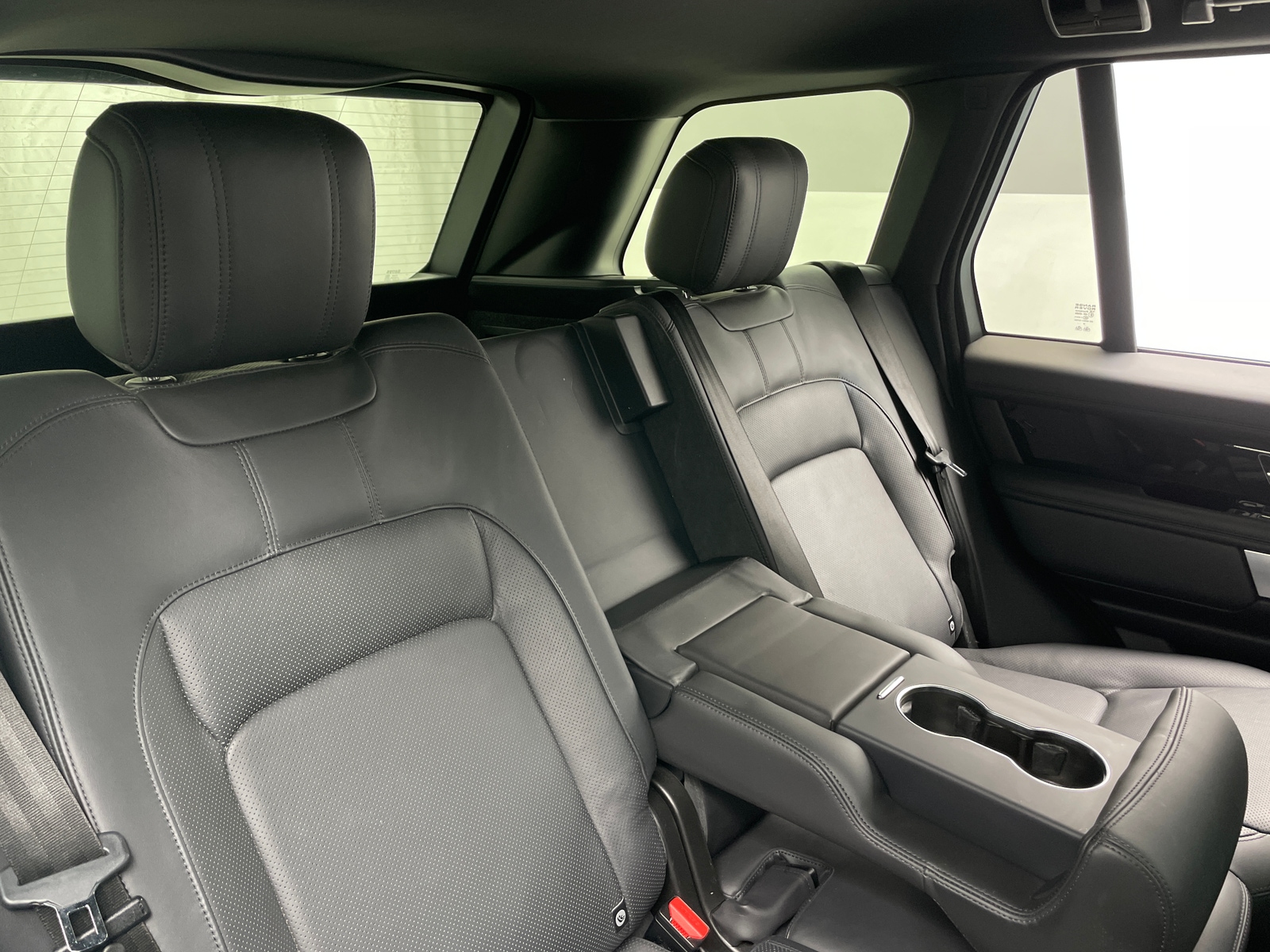 Thumbnail: 2019 Land Rover Range Rover - 5
