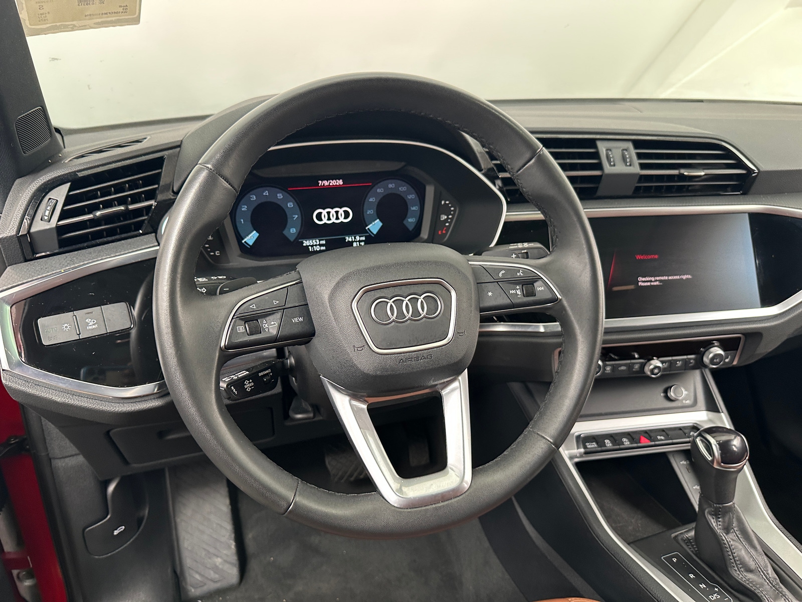 Thumbnail: 2025 Audi Q3 - 4