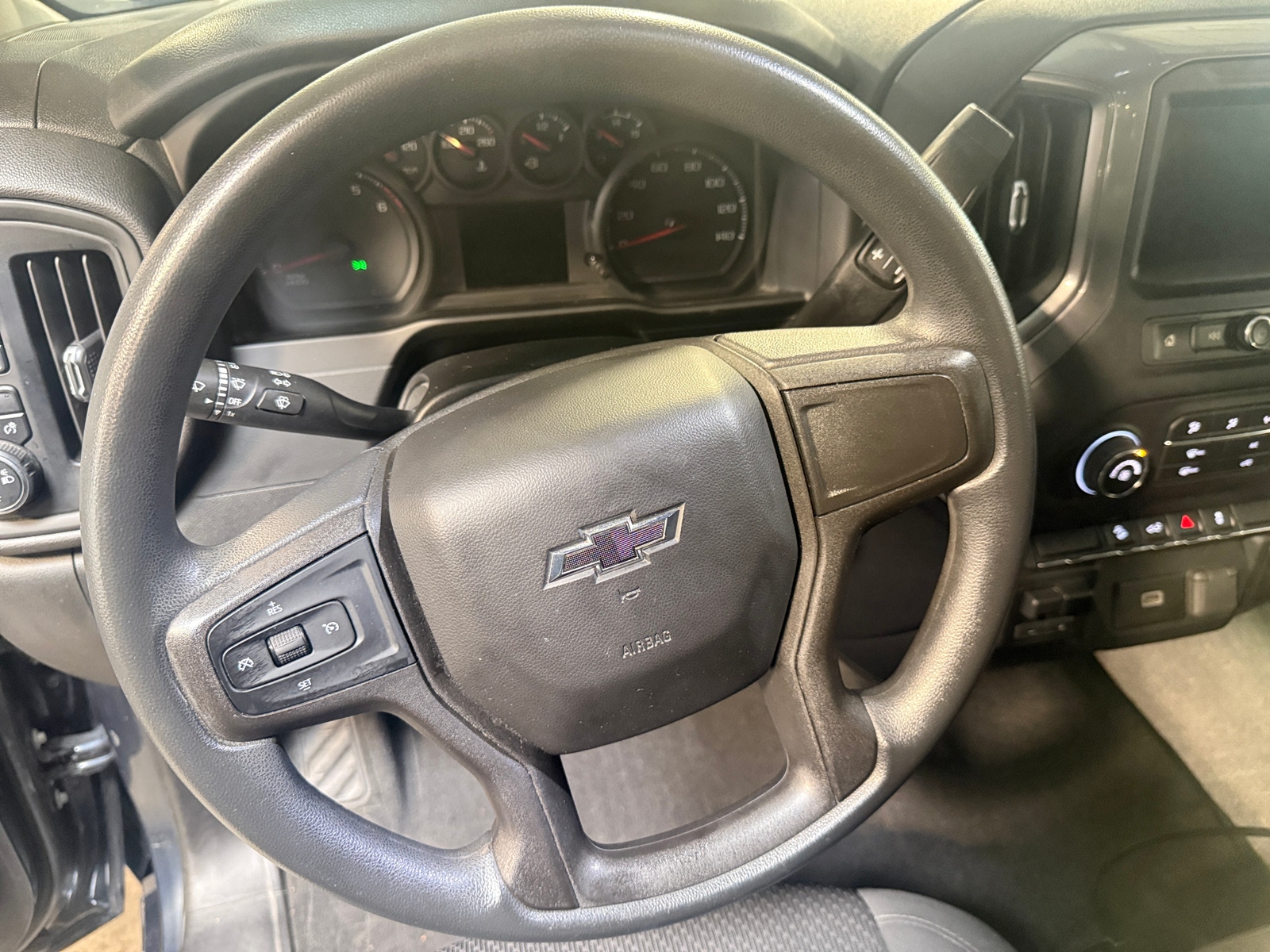 Thumbnail: 2020 Chevrolet Silverado 1500 - 5