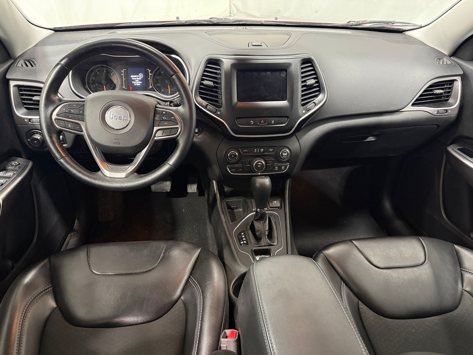 Thumbnail: 2021 Jeep Cherokee - 3