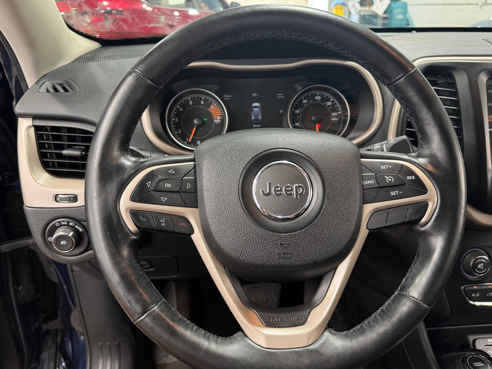 Thumbnail: 2016 Jeep Cherokee - 4