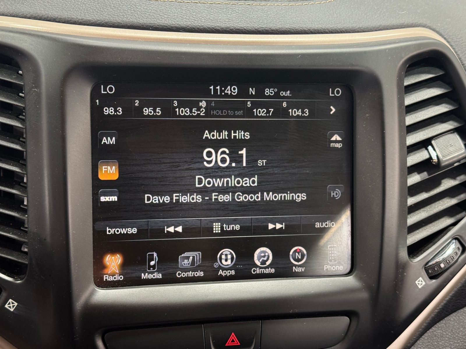 Thumbnail: 2016 Jeep Cherokee - 3