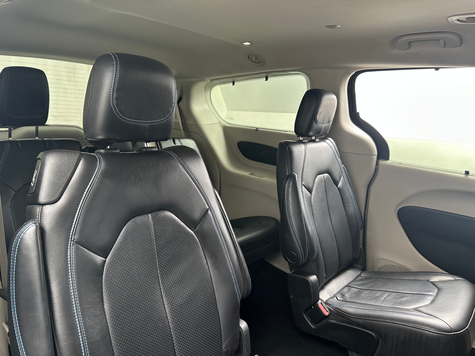 Thumbnail: 2021 Chrysler Pacifica - 5