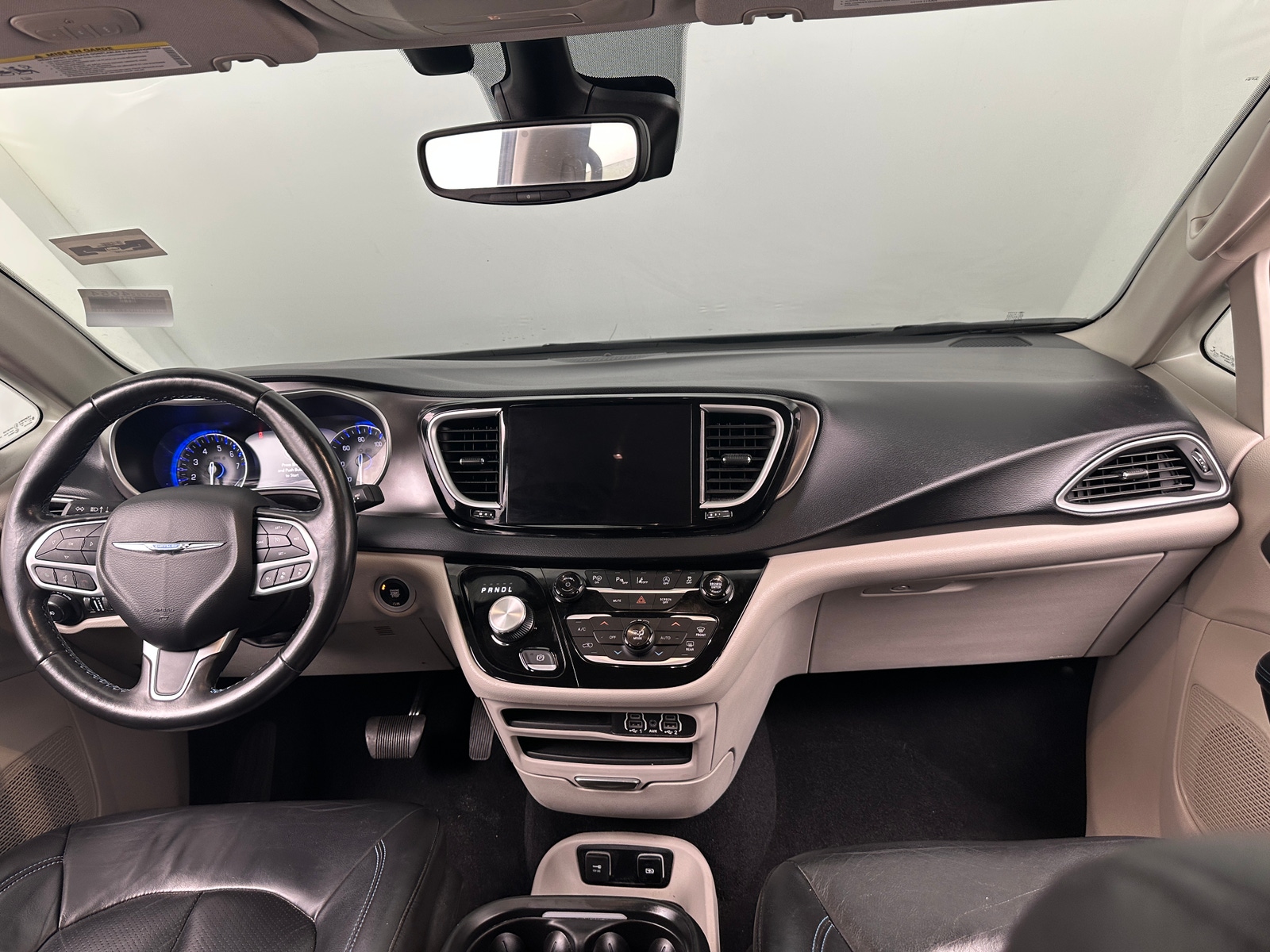 Thumbnail: 2021 Chrysler Pacifica - 2