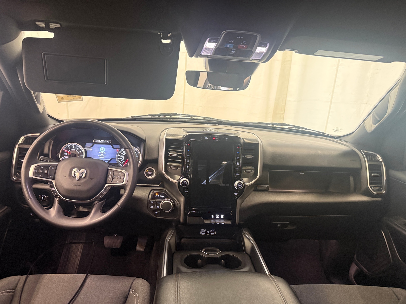 Thumbnail: 2025 RAM 1500 - 3