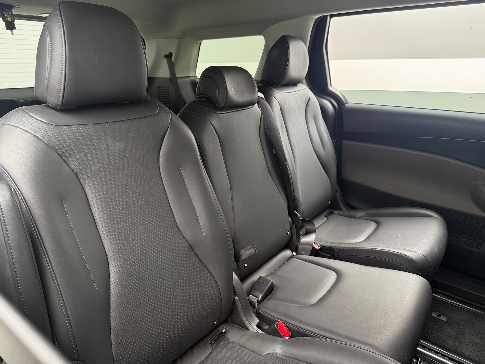 Thumbnail: 2026 Kia Carnival - 5