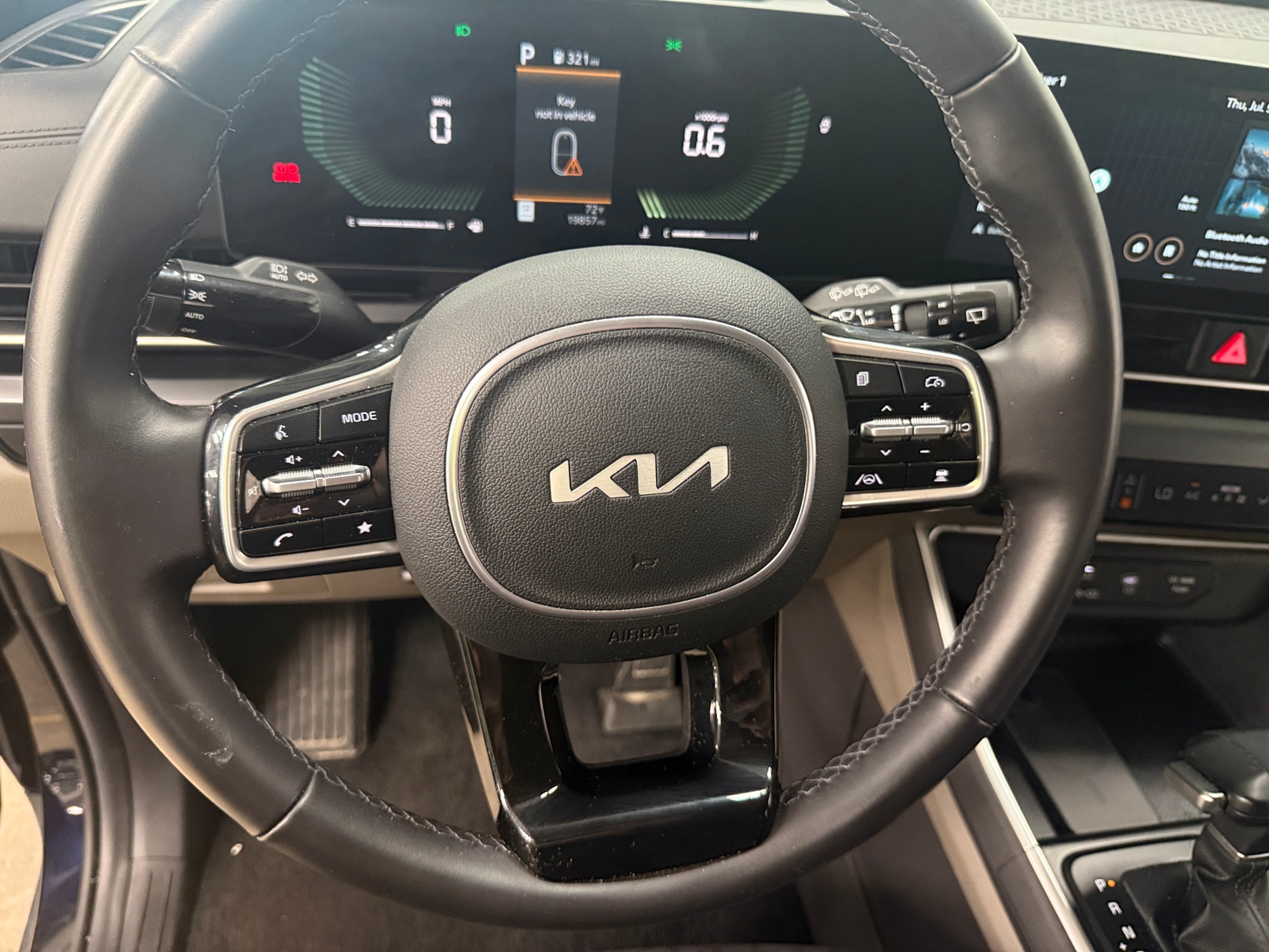 Thumbnail: 2026 Kia Carnival - 4