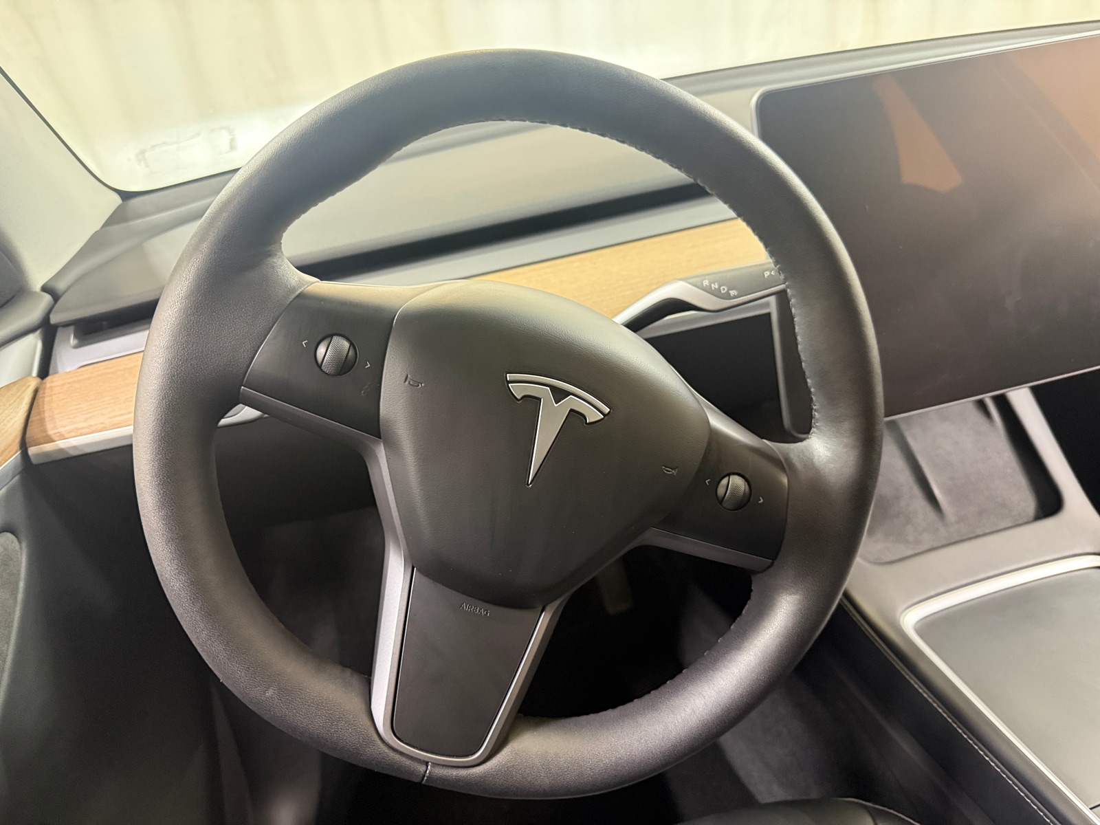 Thumbnail: 2023 Tesla Model Y - 4