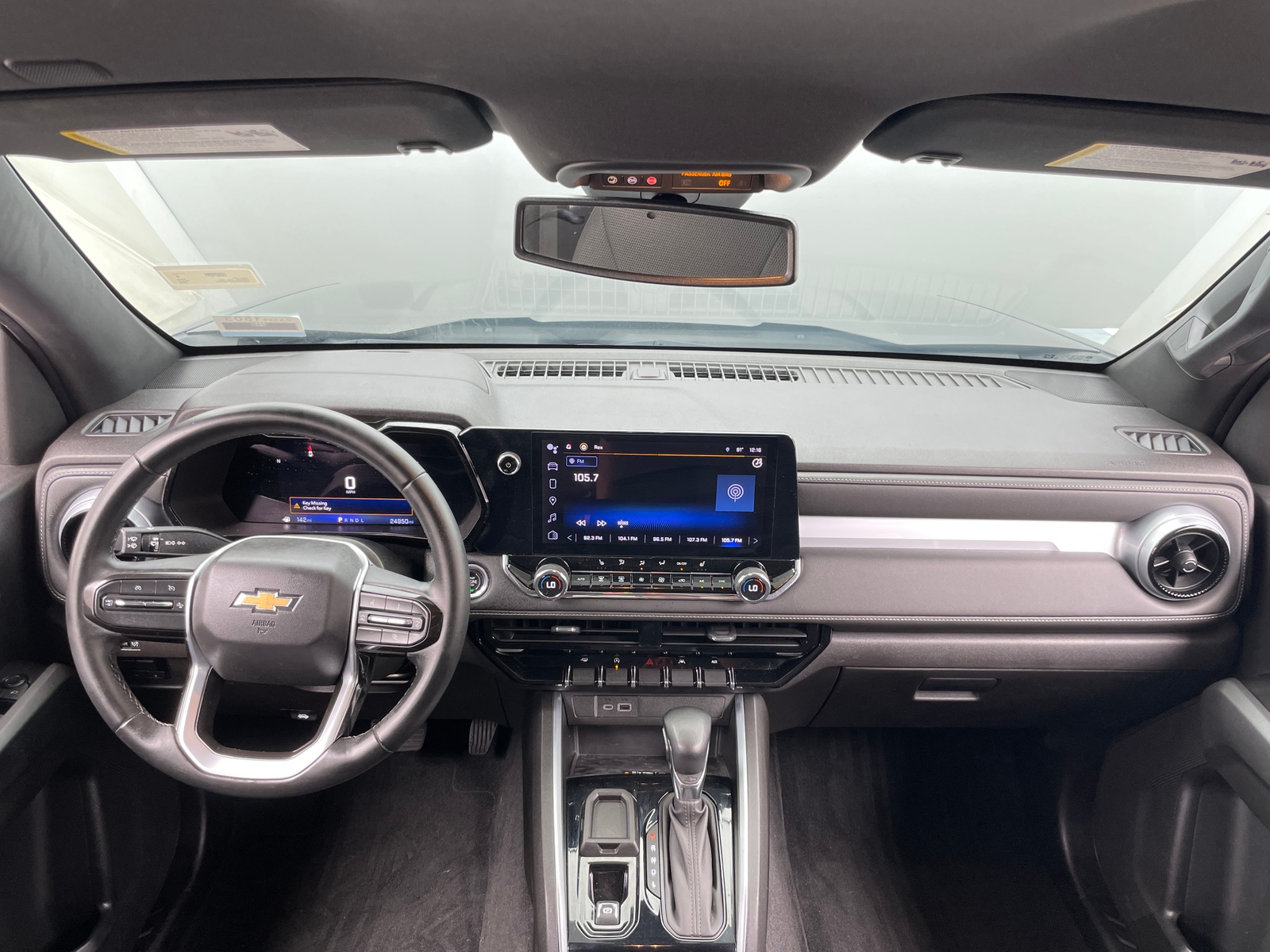 Thumbnail: 2023 Chevrolet Colorado - 3