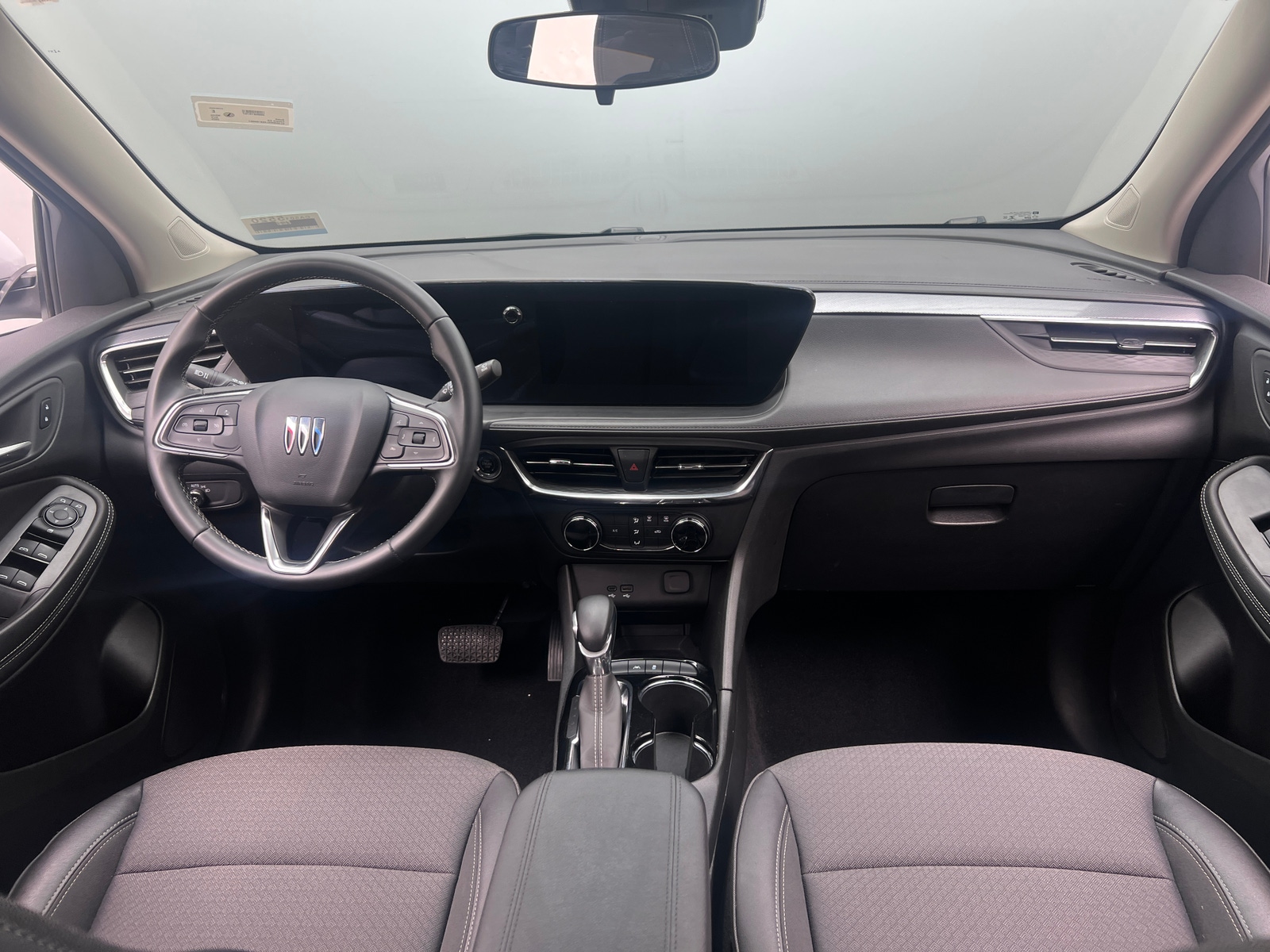 Thumbnail: 2025 Buick Encore GX - 2