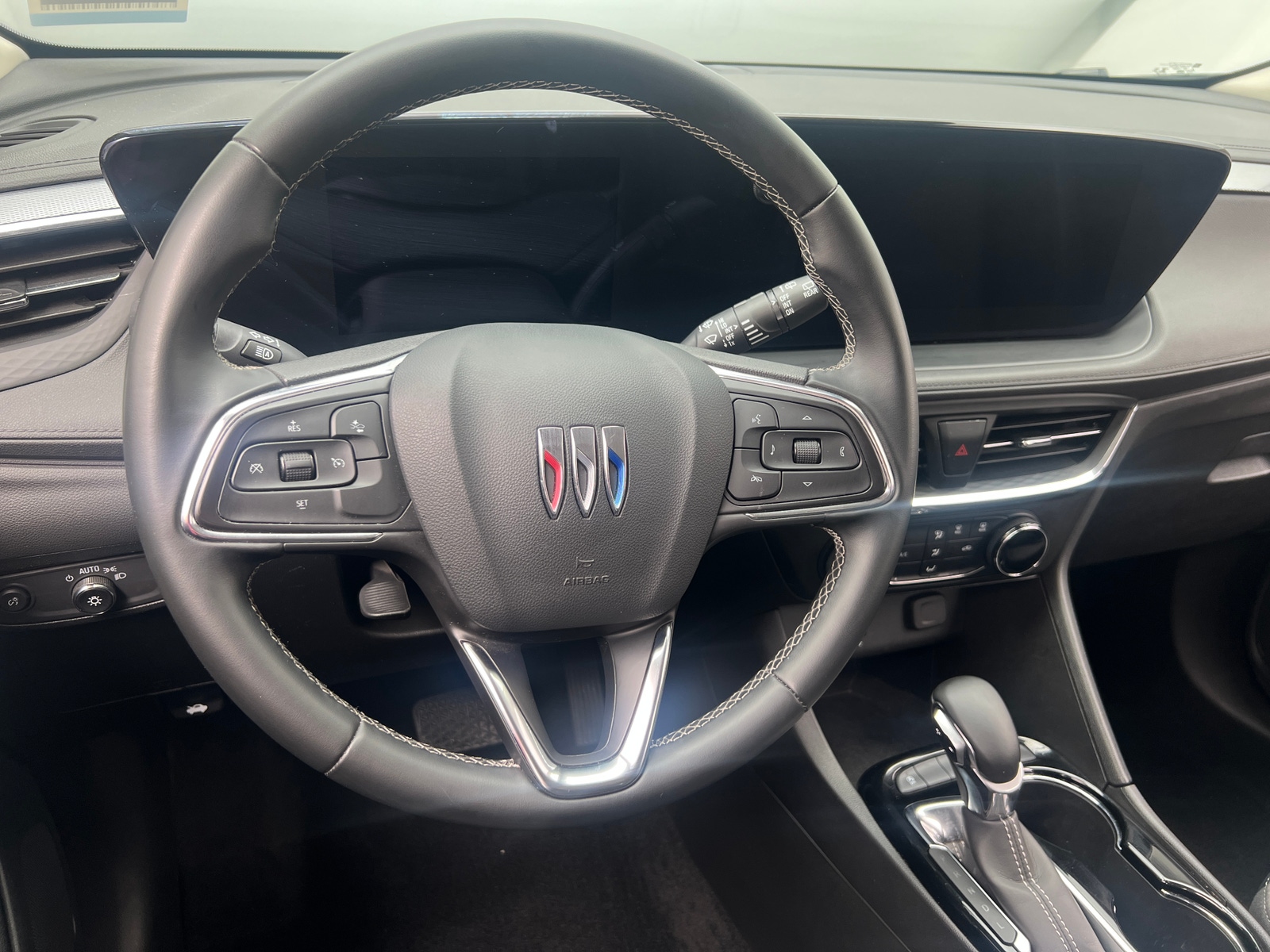 Thumbnail: 2025 Buick Encore GX - 4