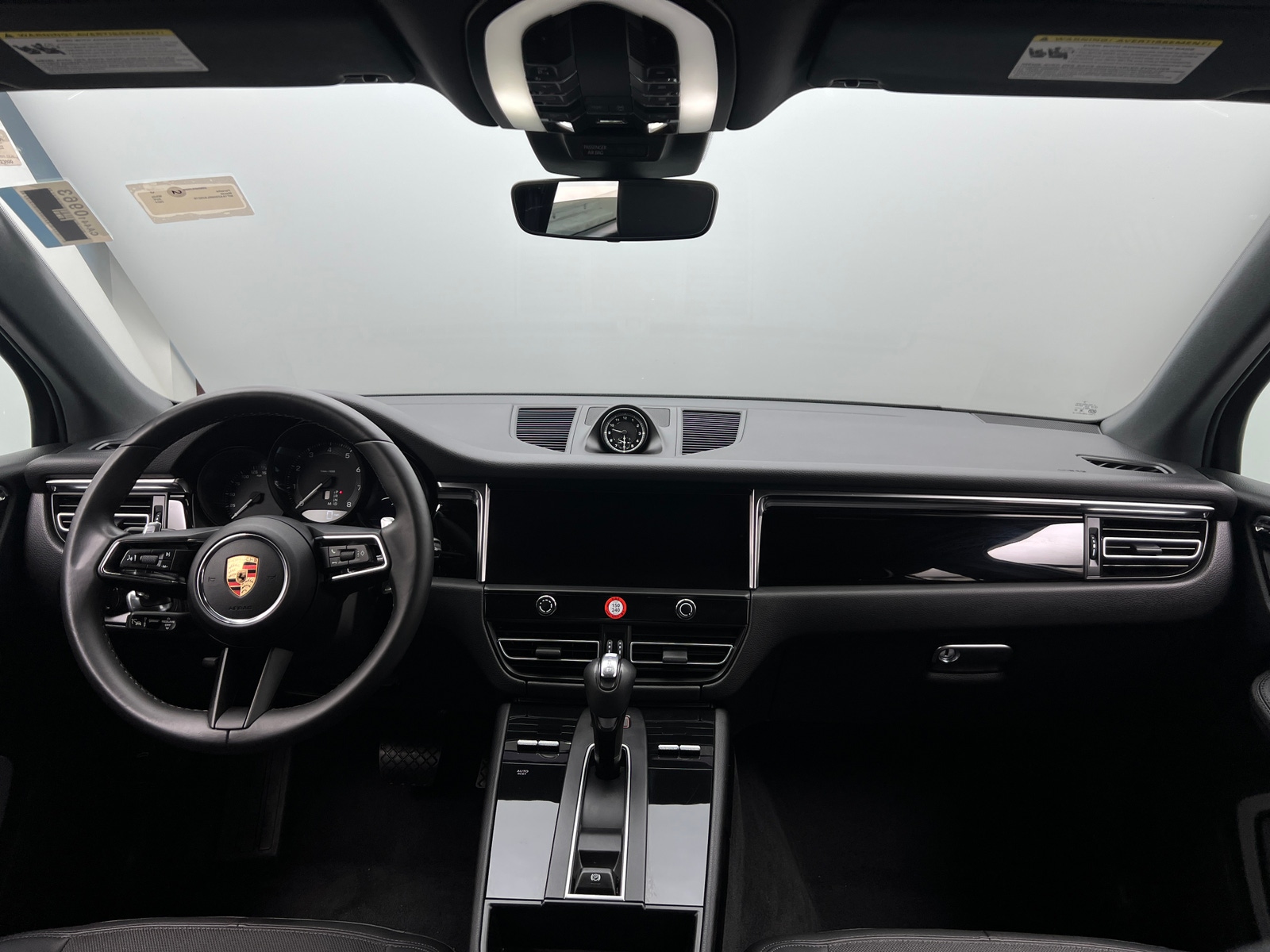 Thumbnail: 2024 Porsche Macan - 2
