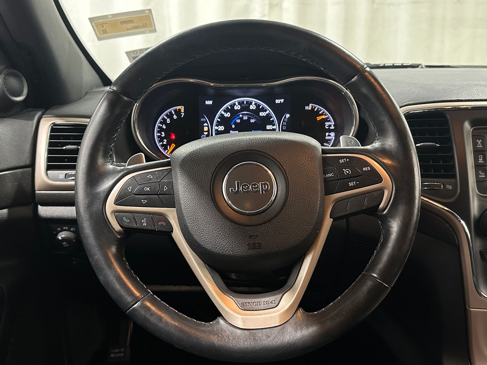 Thumbnail: 2016 Jeep Grand Cherokee - 5