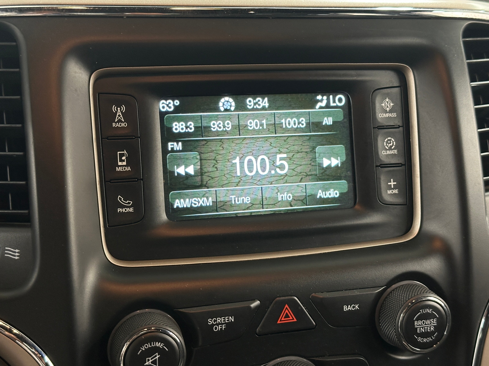 Thumbnail: 2016 Jeep Grand Cherokee - 4