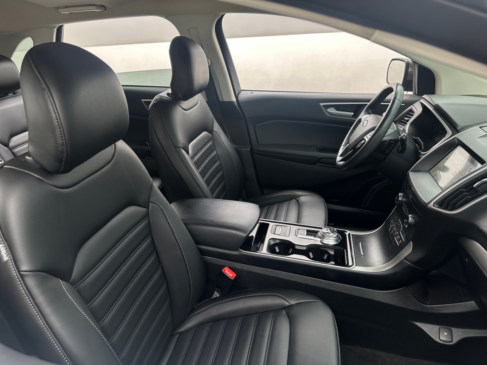 Thumbnail: 2019 Ford Edge - 2