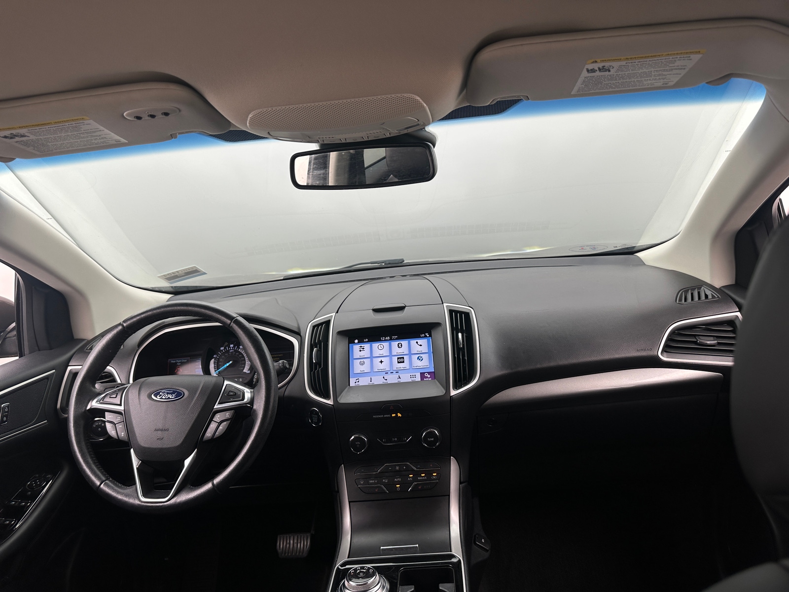 Thumbnail: 2019 Ford Edge - 3
